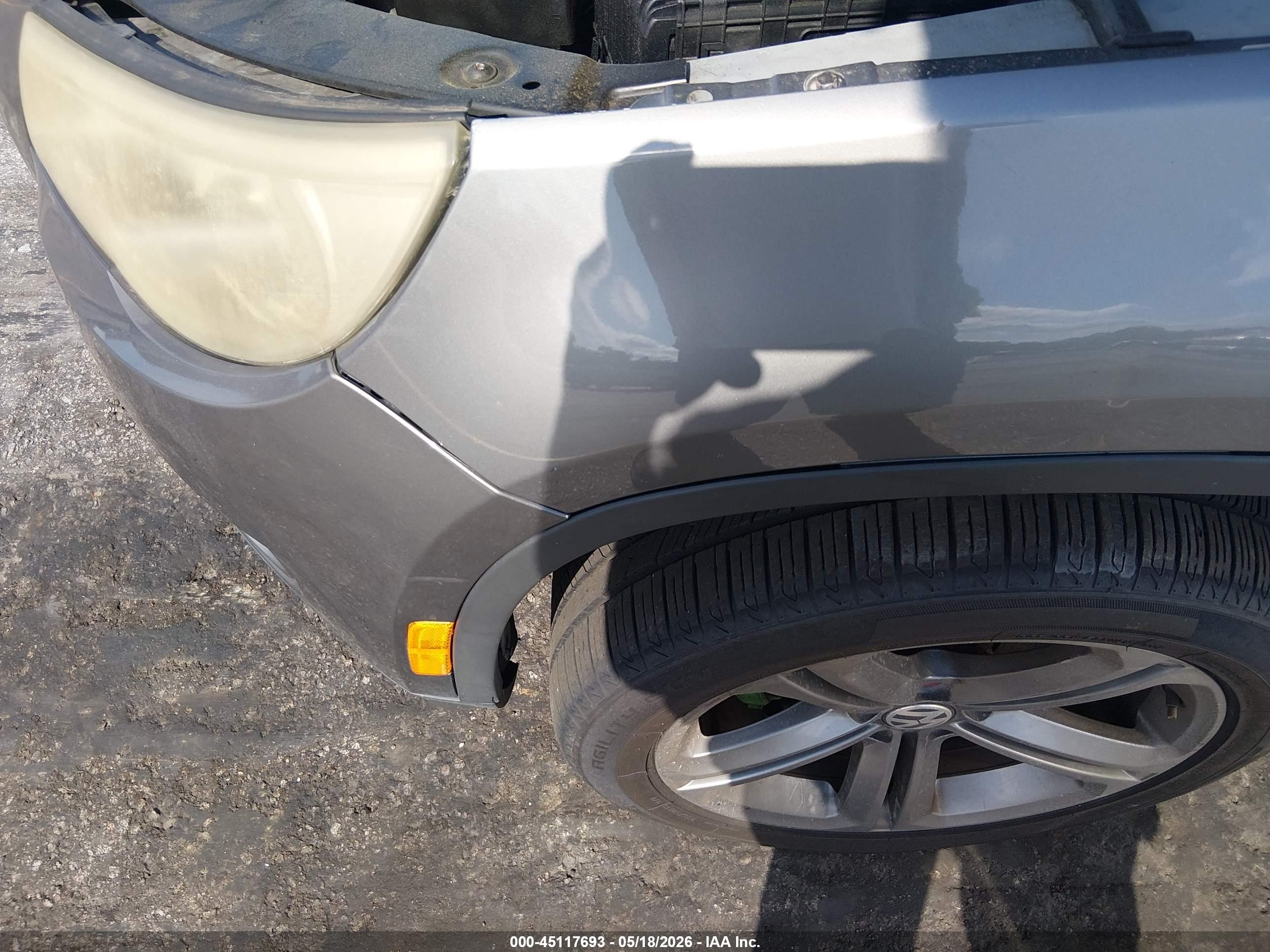 VOLKSWAGEN TIGUAN image 6