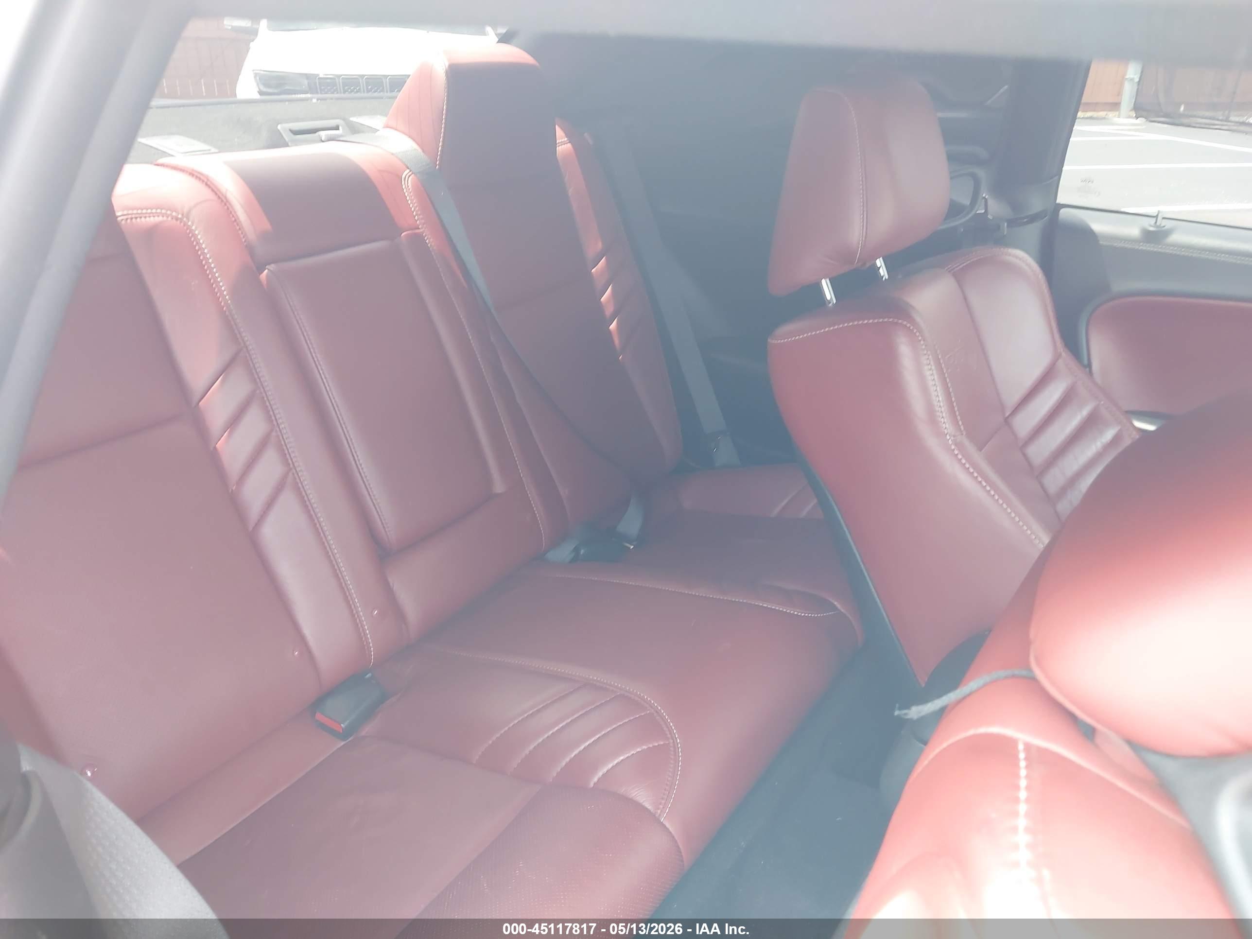 DODGE CHALLENGER image 8