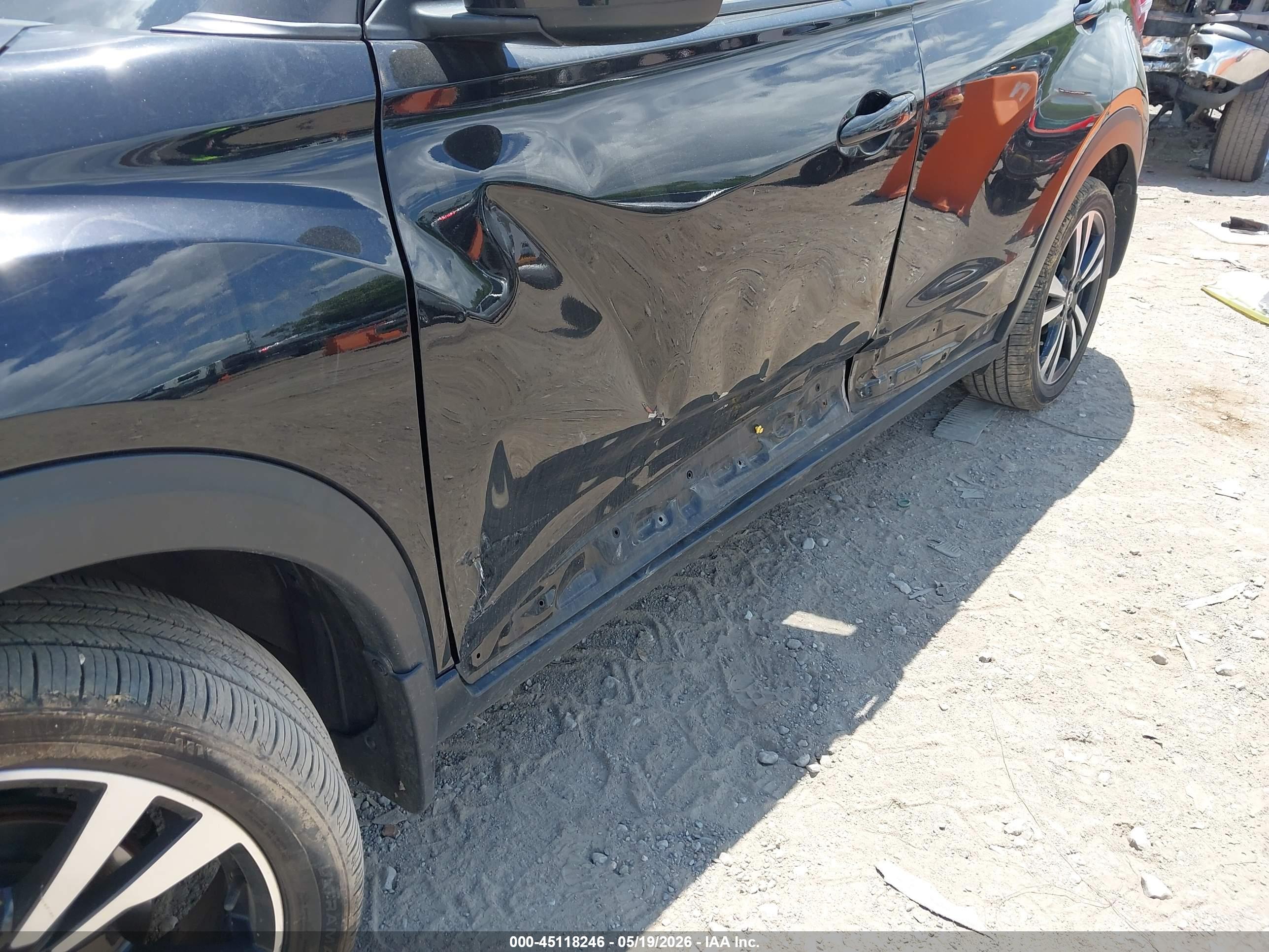 NISSAN KICKS image 6