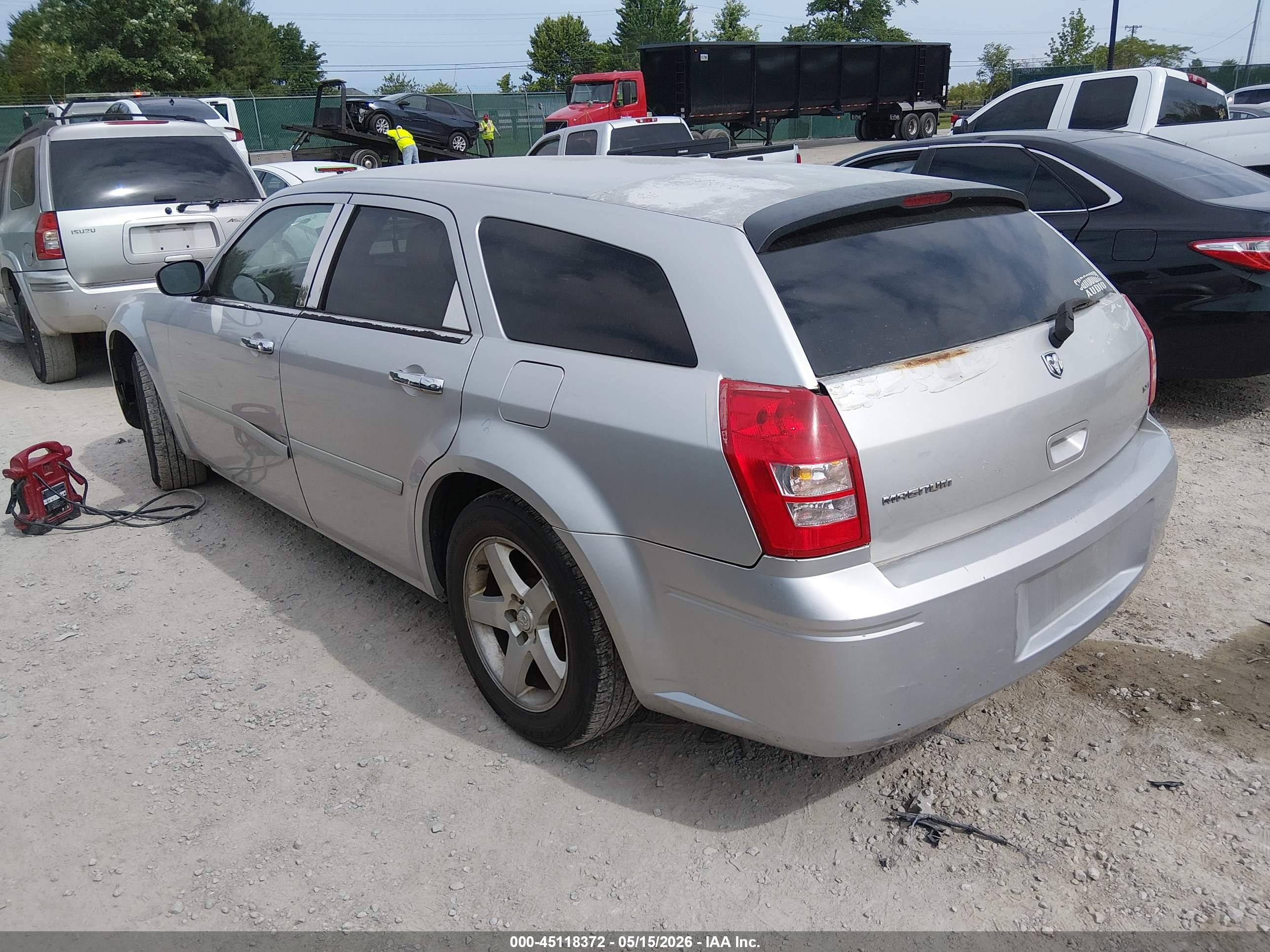 DODGE MAGNUM image 3