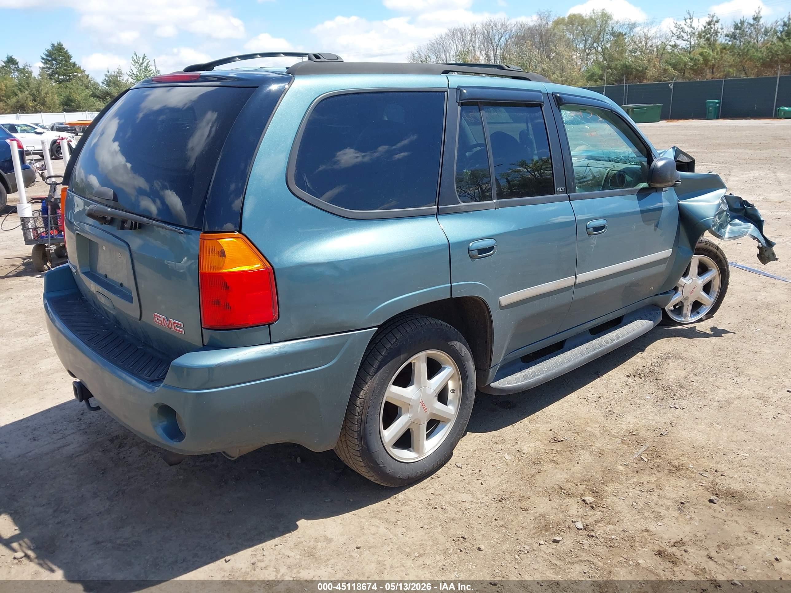 GMC ENVOY image 4