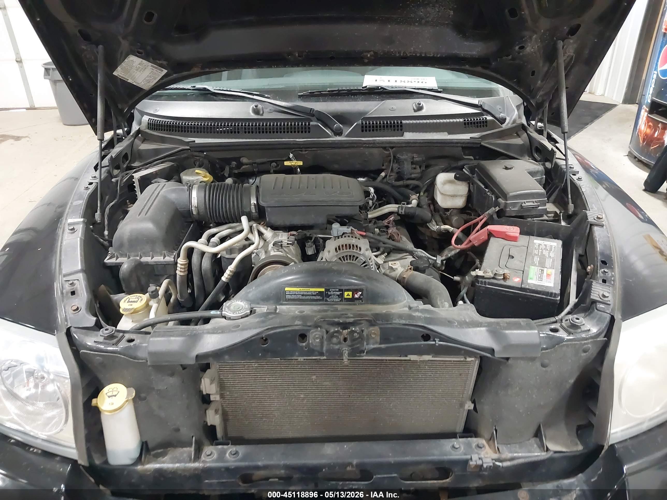 DODGE DAKOTA image 10