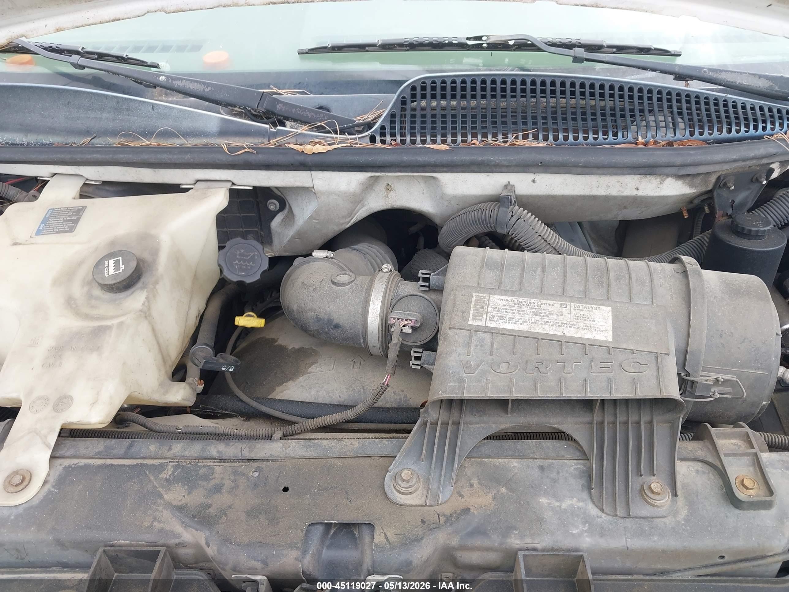 CHEVROLET EXPRESS image 10