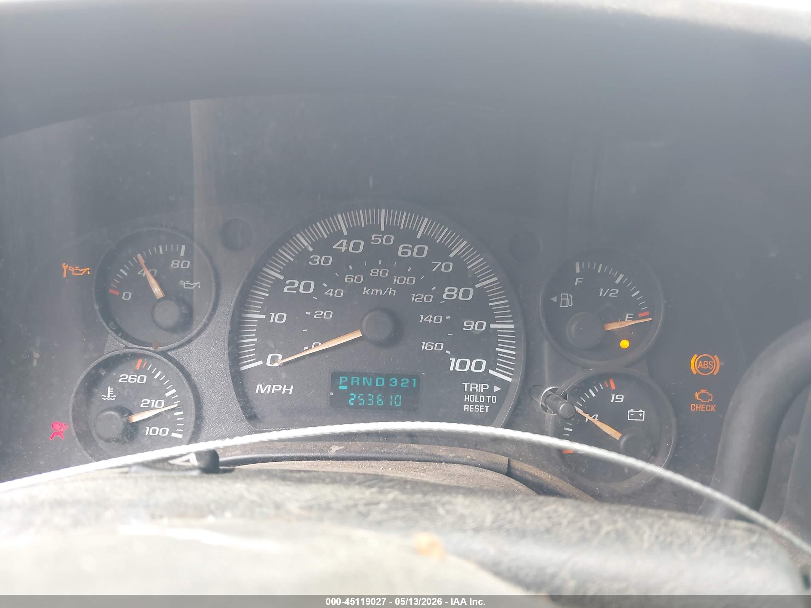 CHEVROLET EXPRESS image 7