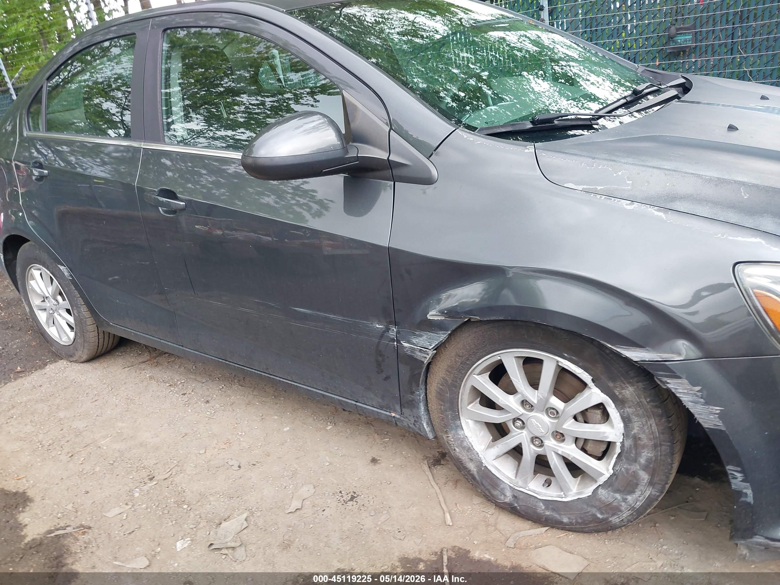 CHEVROLET SONIC image 6