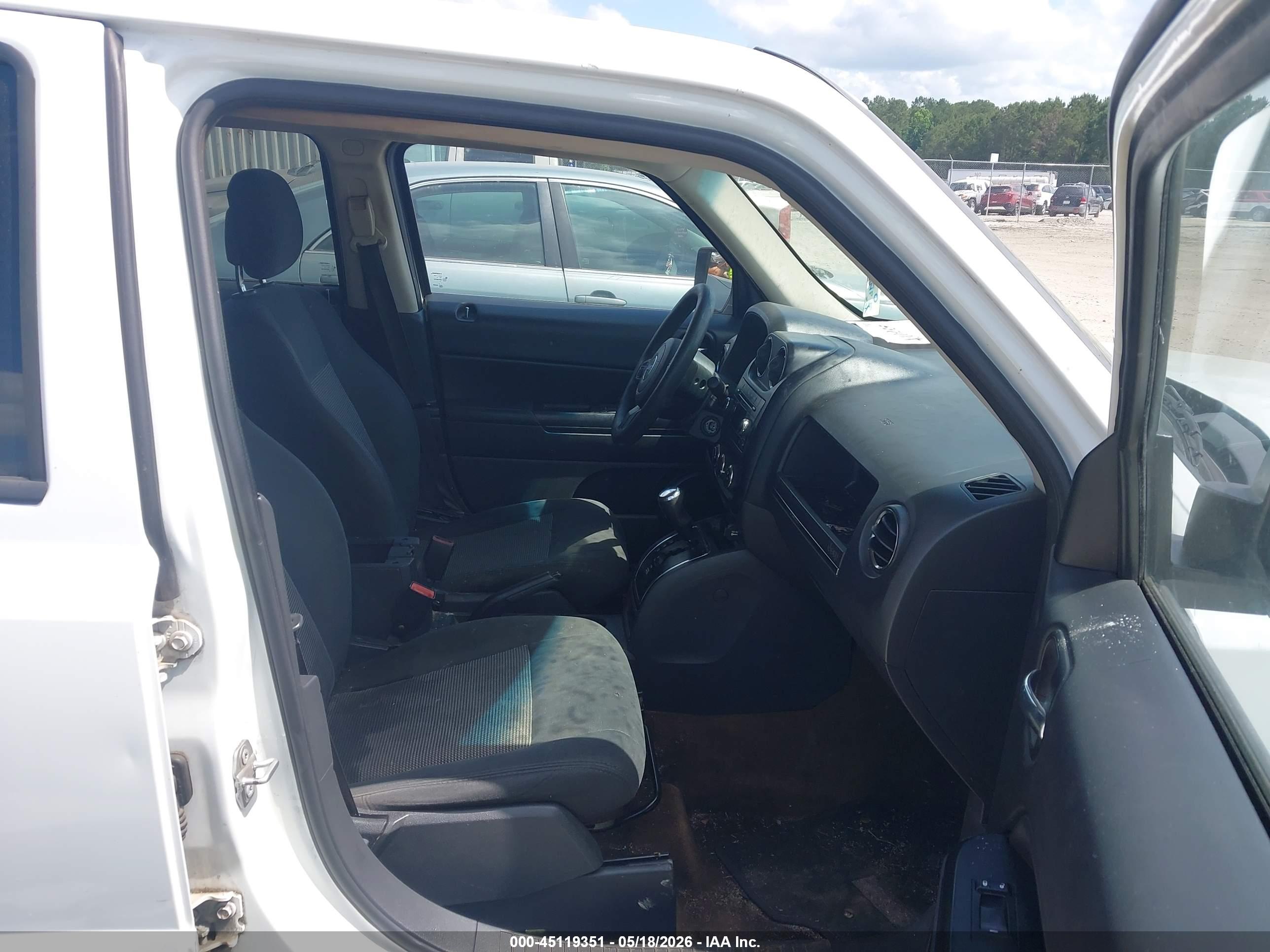 JEEP PATRIOT image 5
