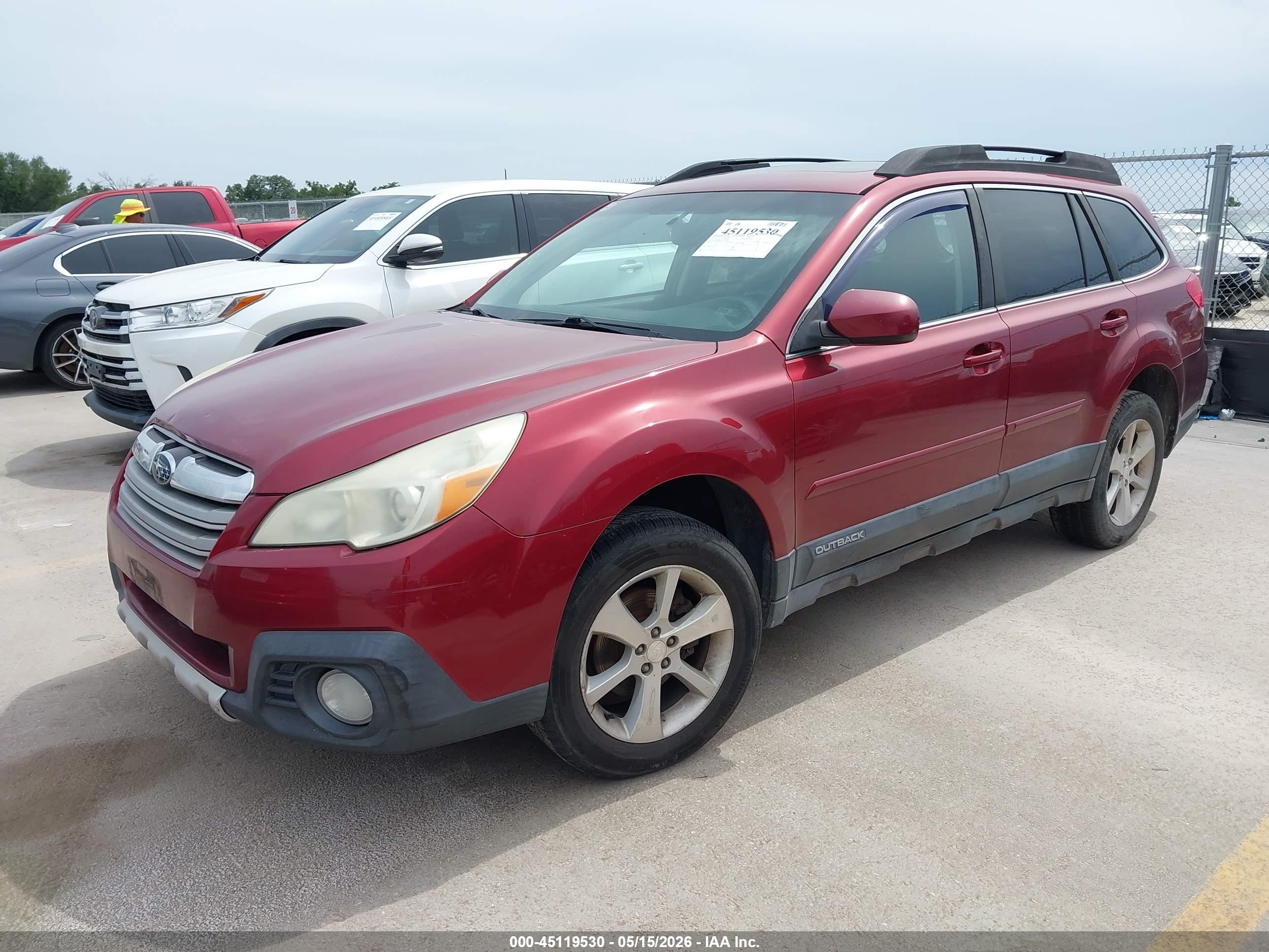 SUBARU OUTBACK image 2