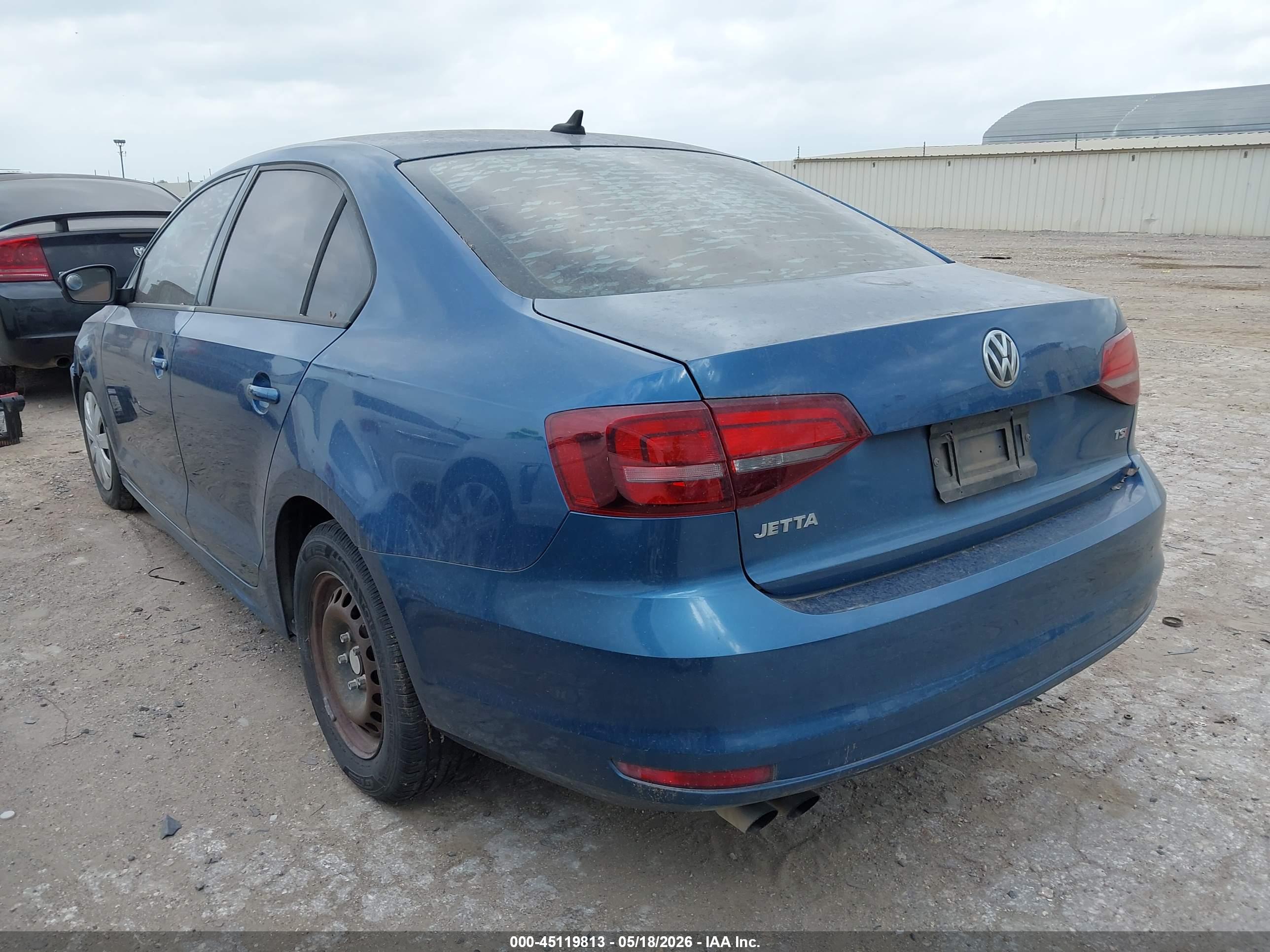 VOLKSWAGEN JETTA image 3