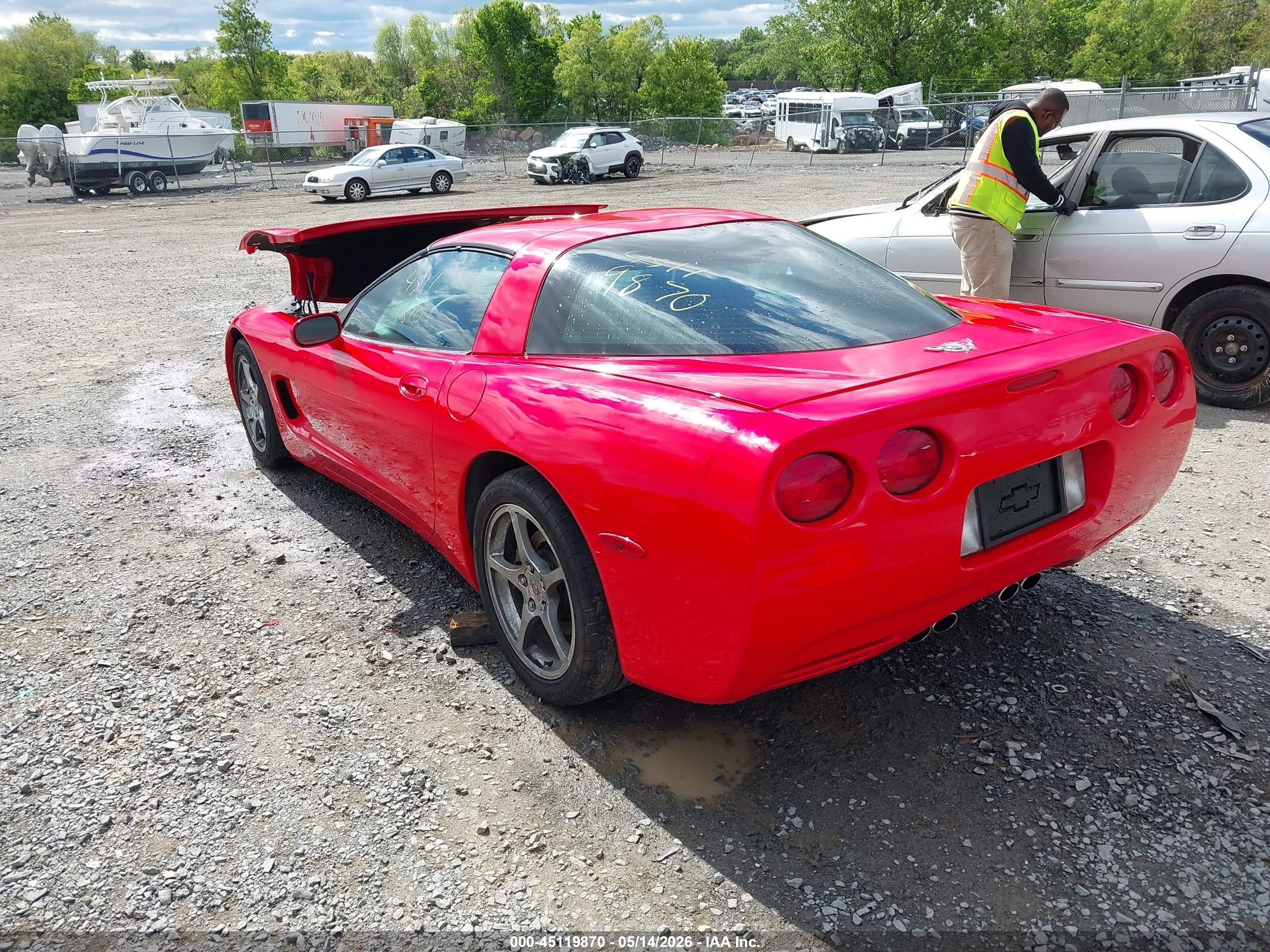 CHEVROLET CORVETTE image 3