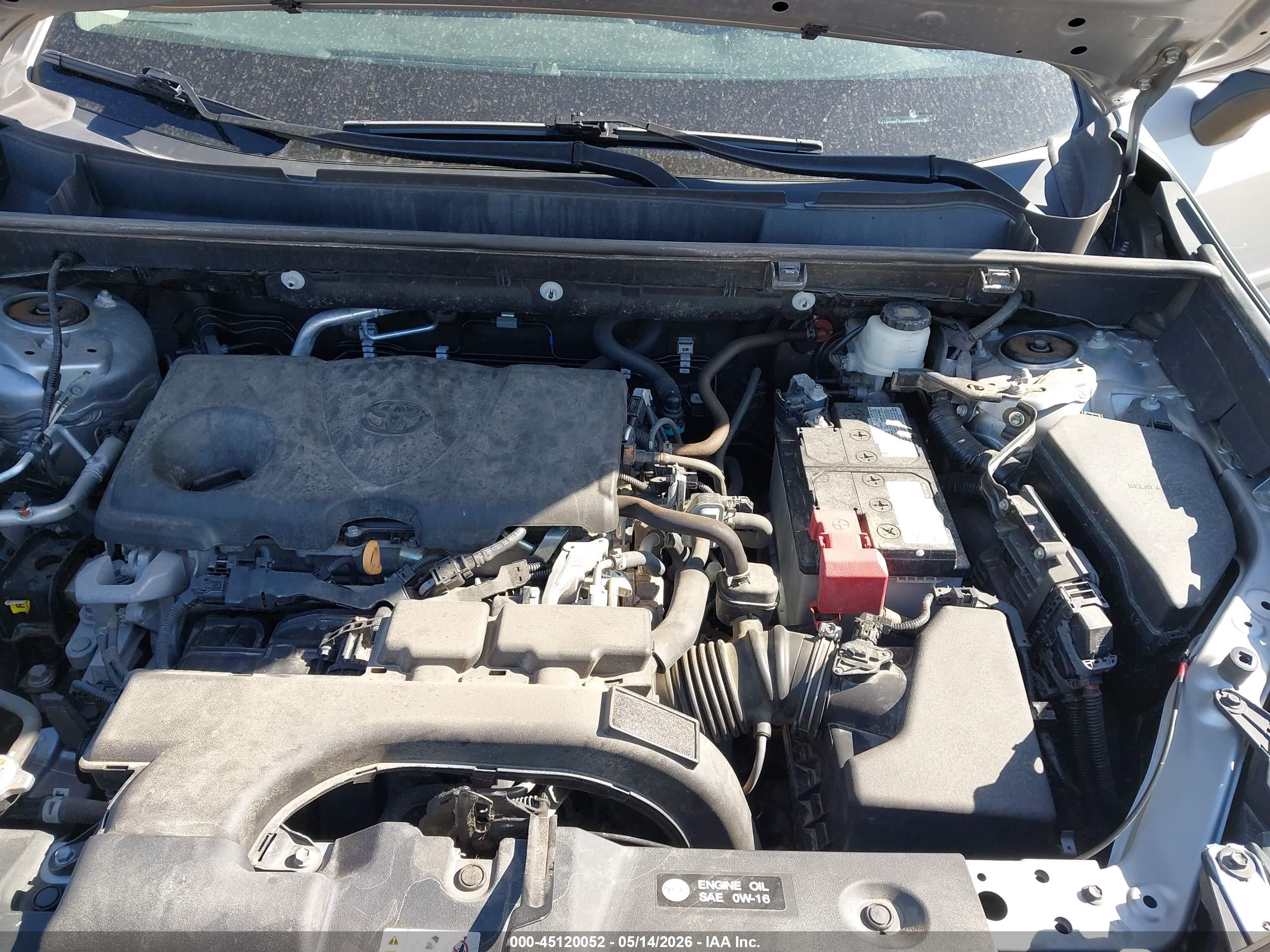 TOYOTA RAV4 image 10