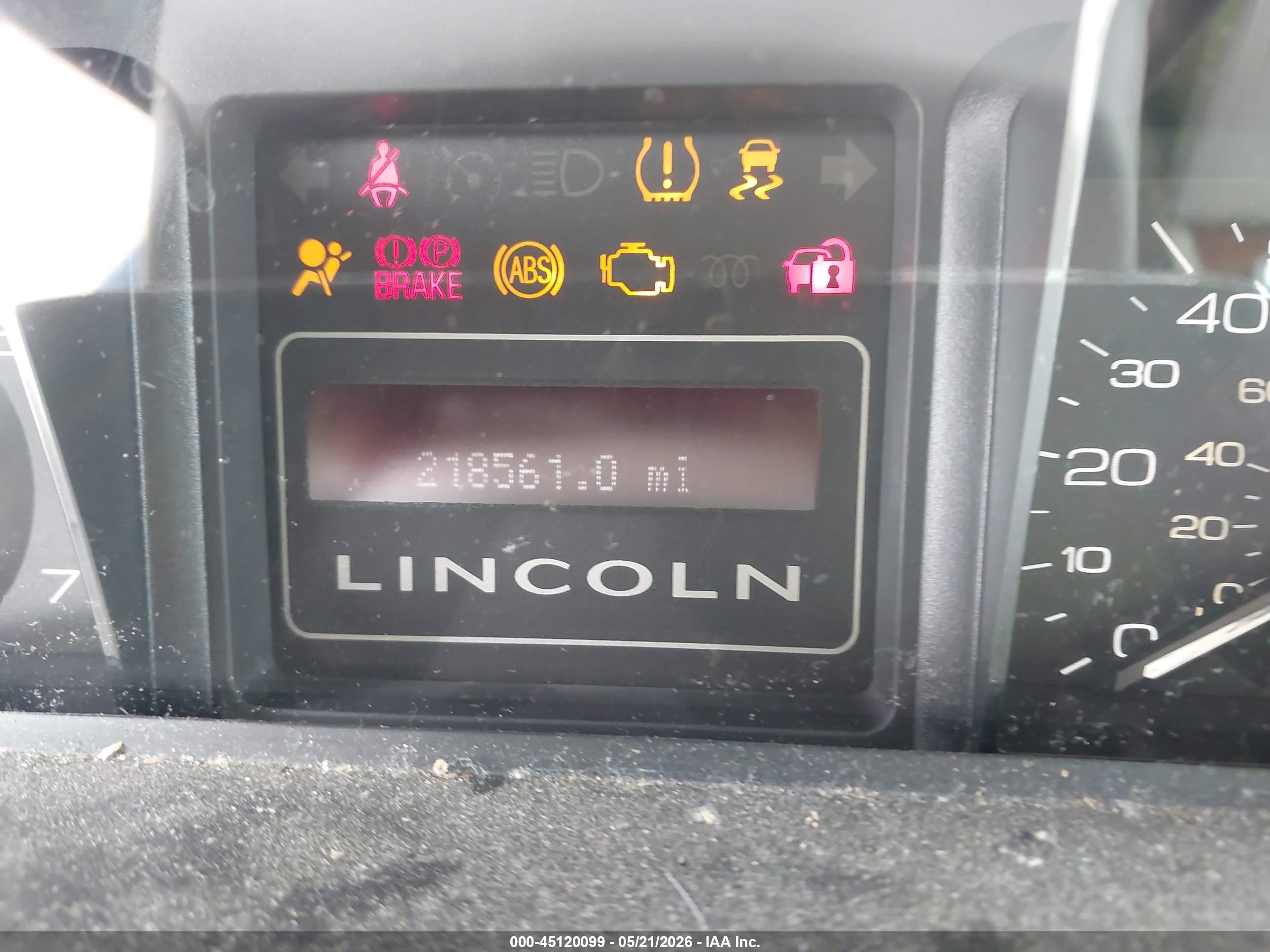 LINCOLN NAVIGATOR image 7