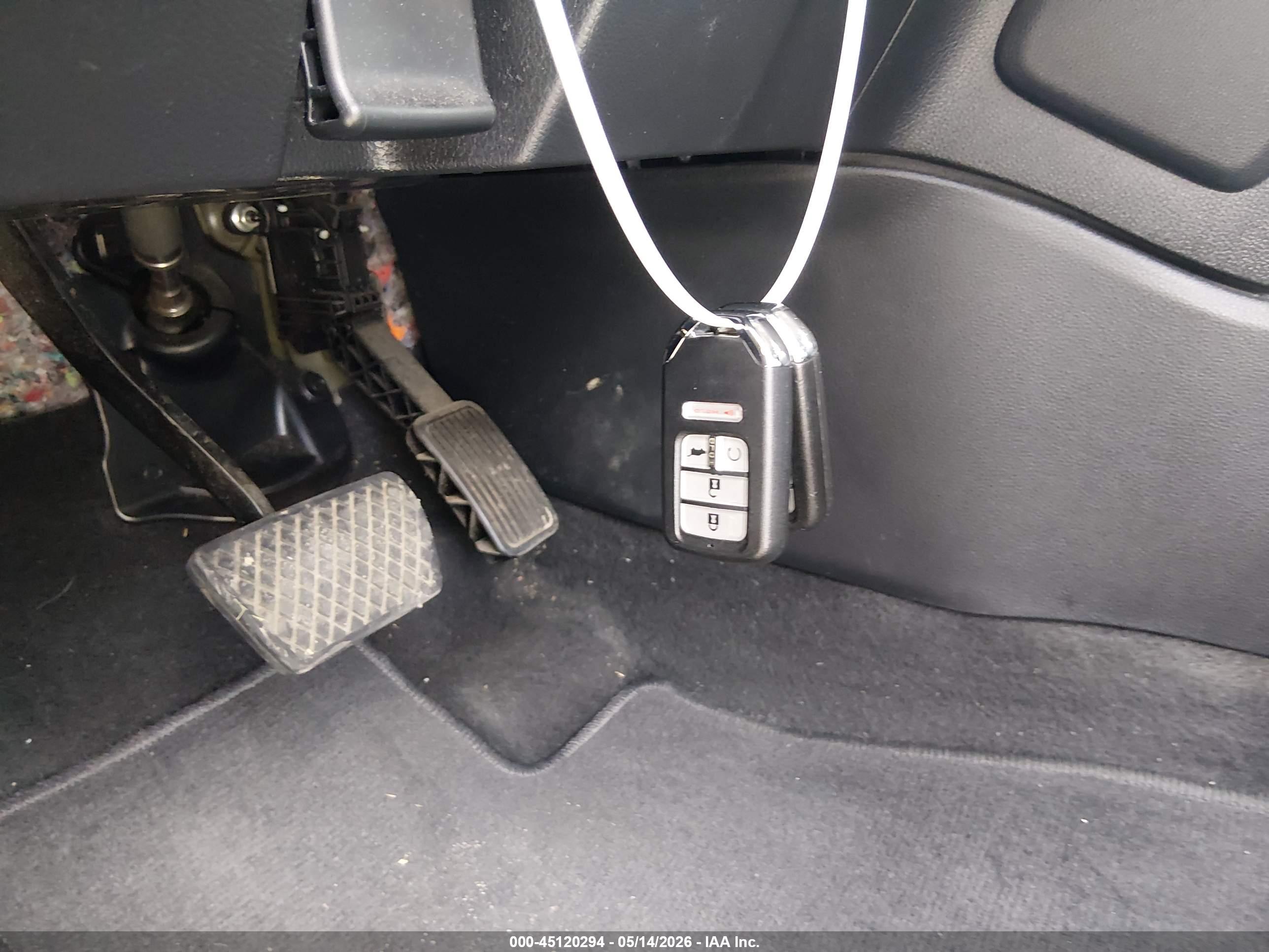 HONDA CR-V image 11