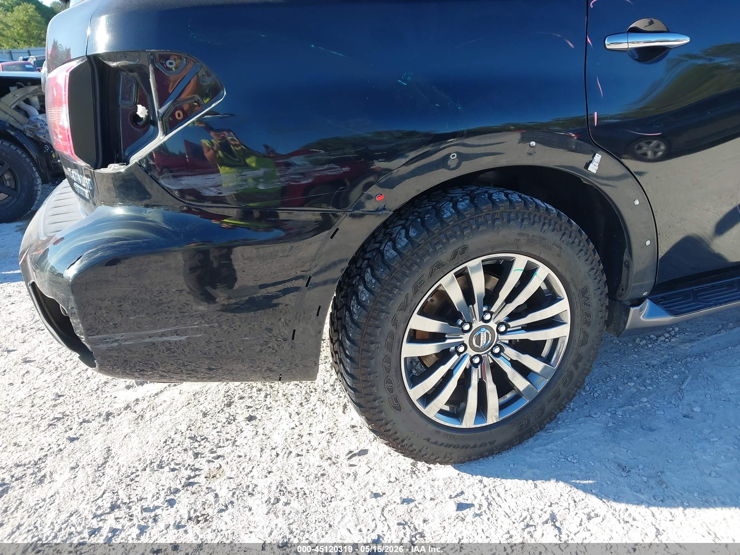 NISSAN ARMADA image 6