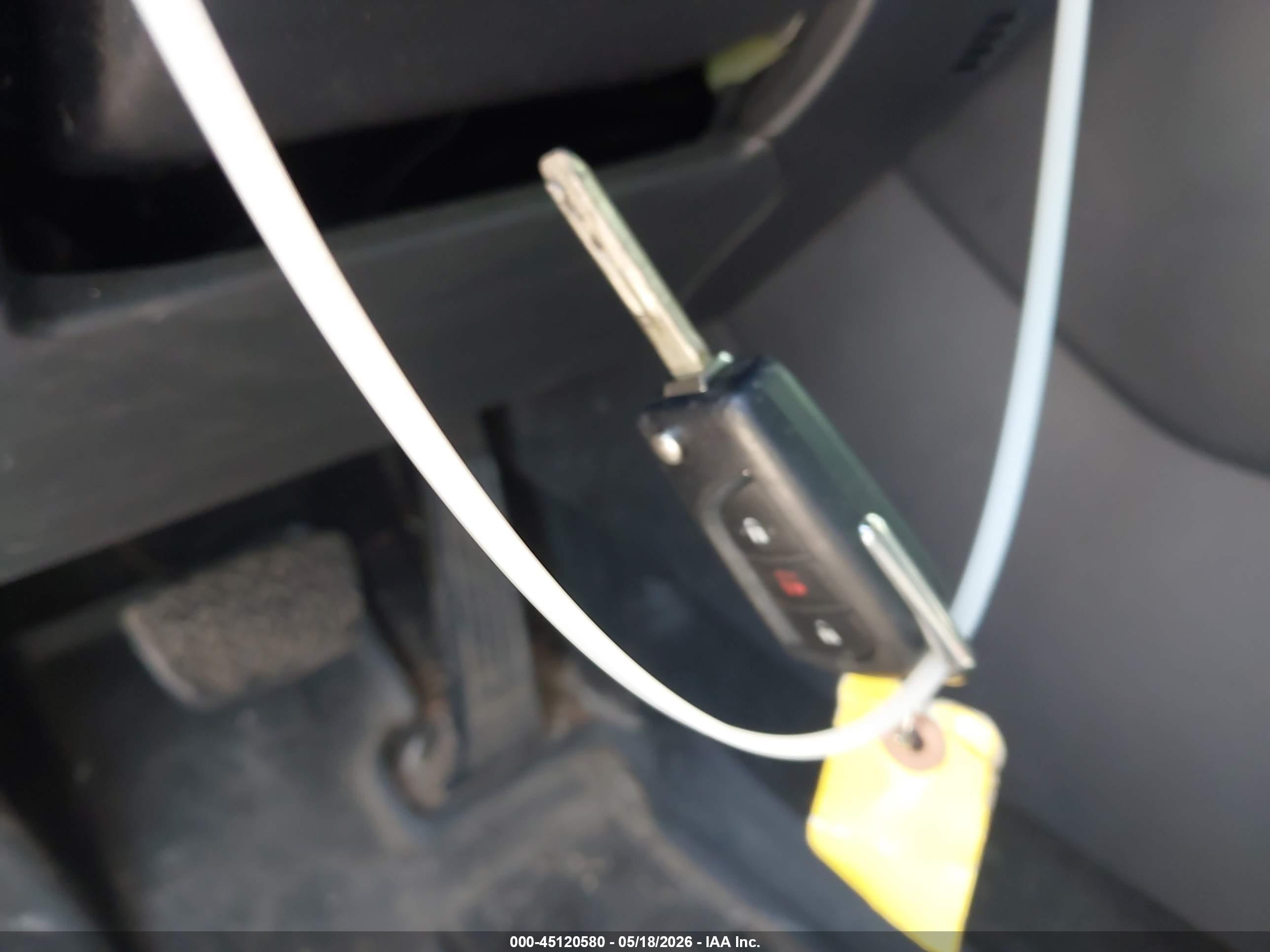 TOYOTA RAV4 image 11