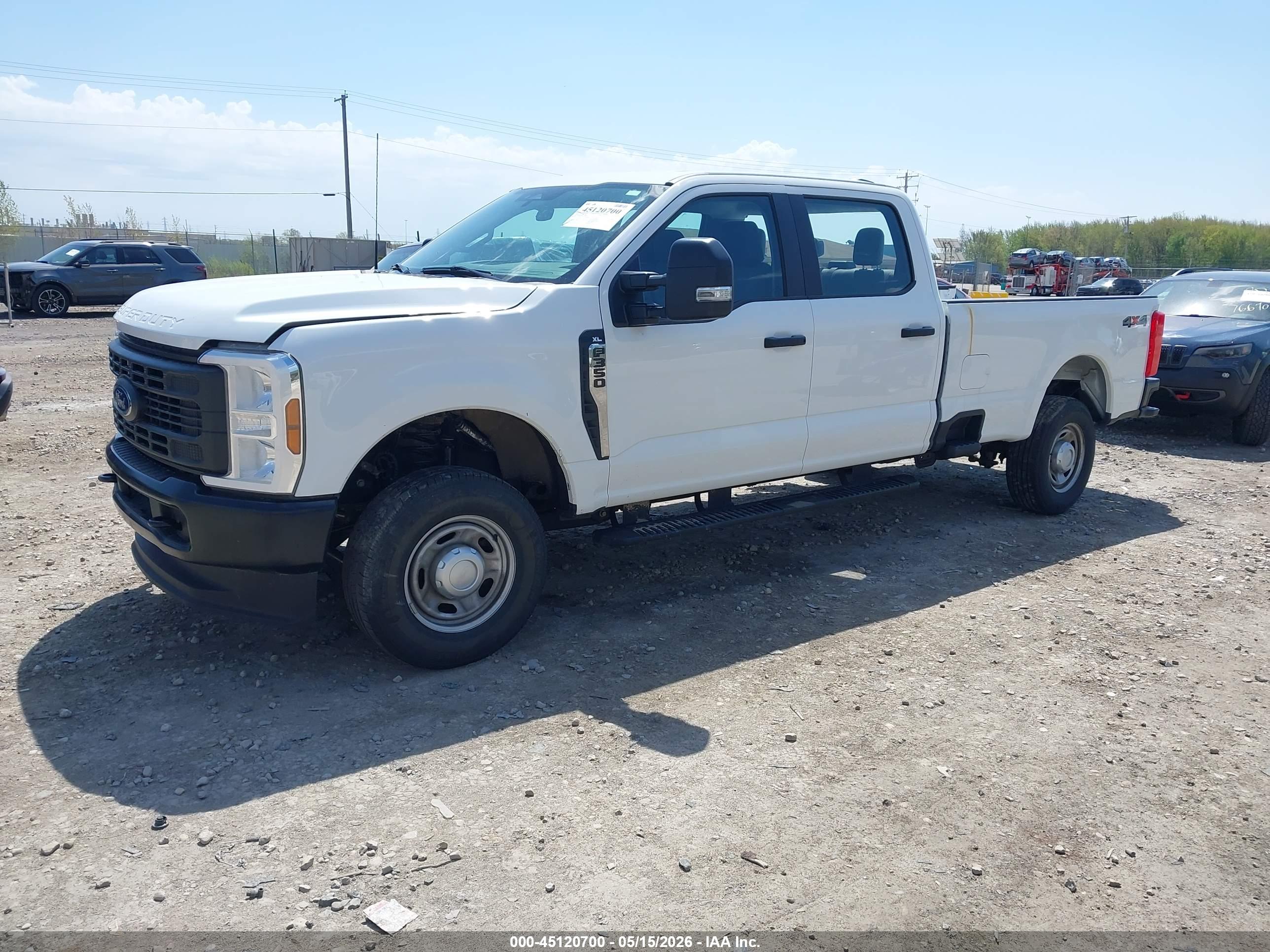 FORD F-350 image 2