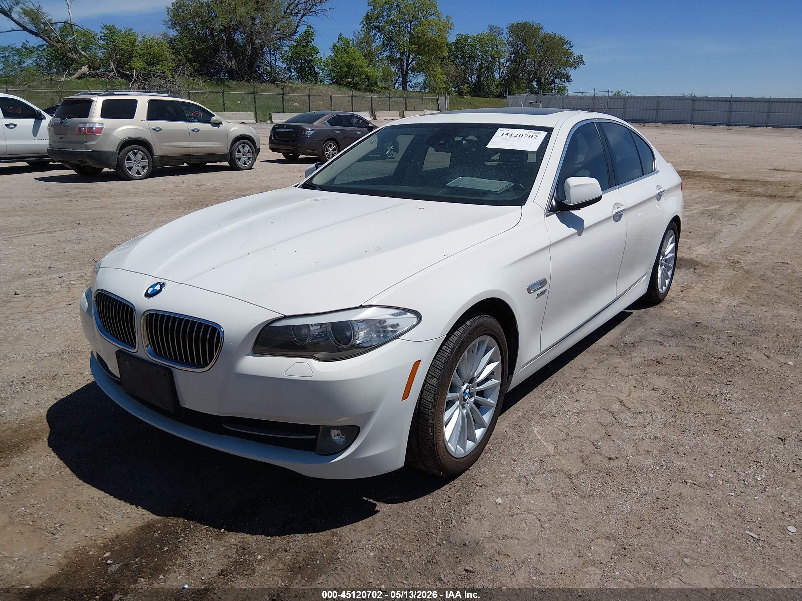 BMW 535I image 2