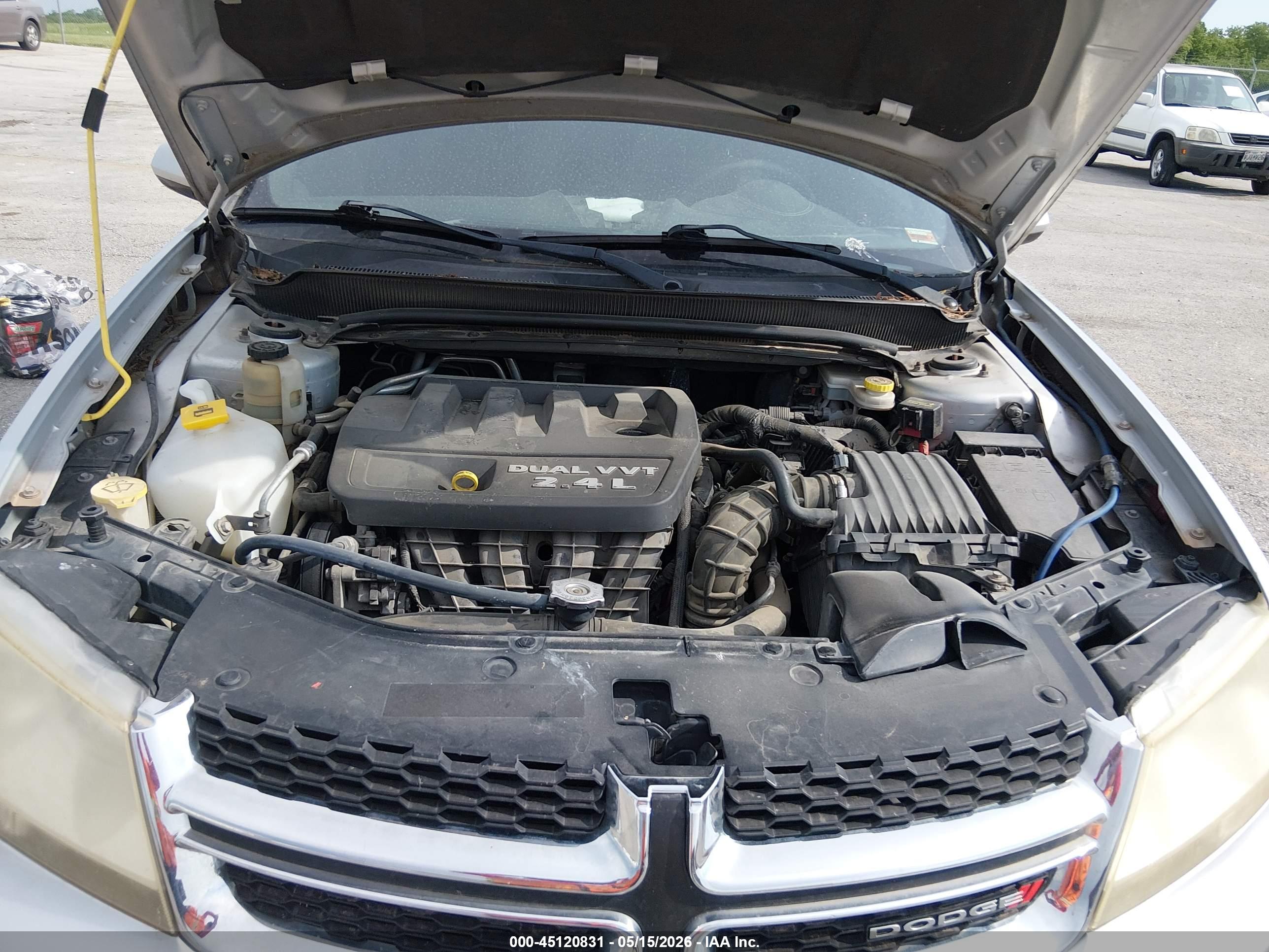 DODGE AVENGER image 10