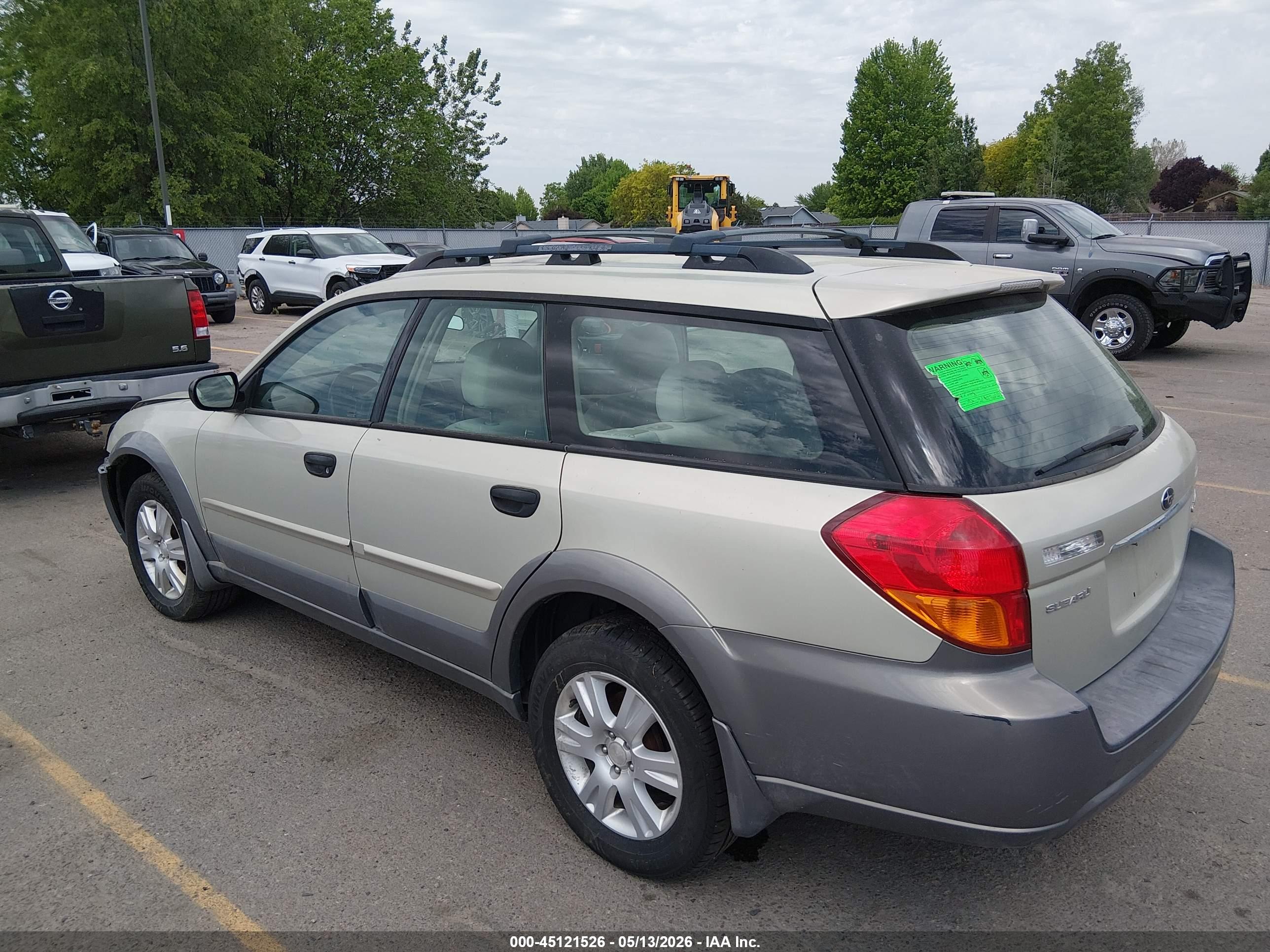 SUBARU OUTBACK image 3