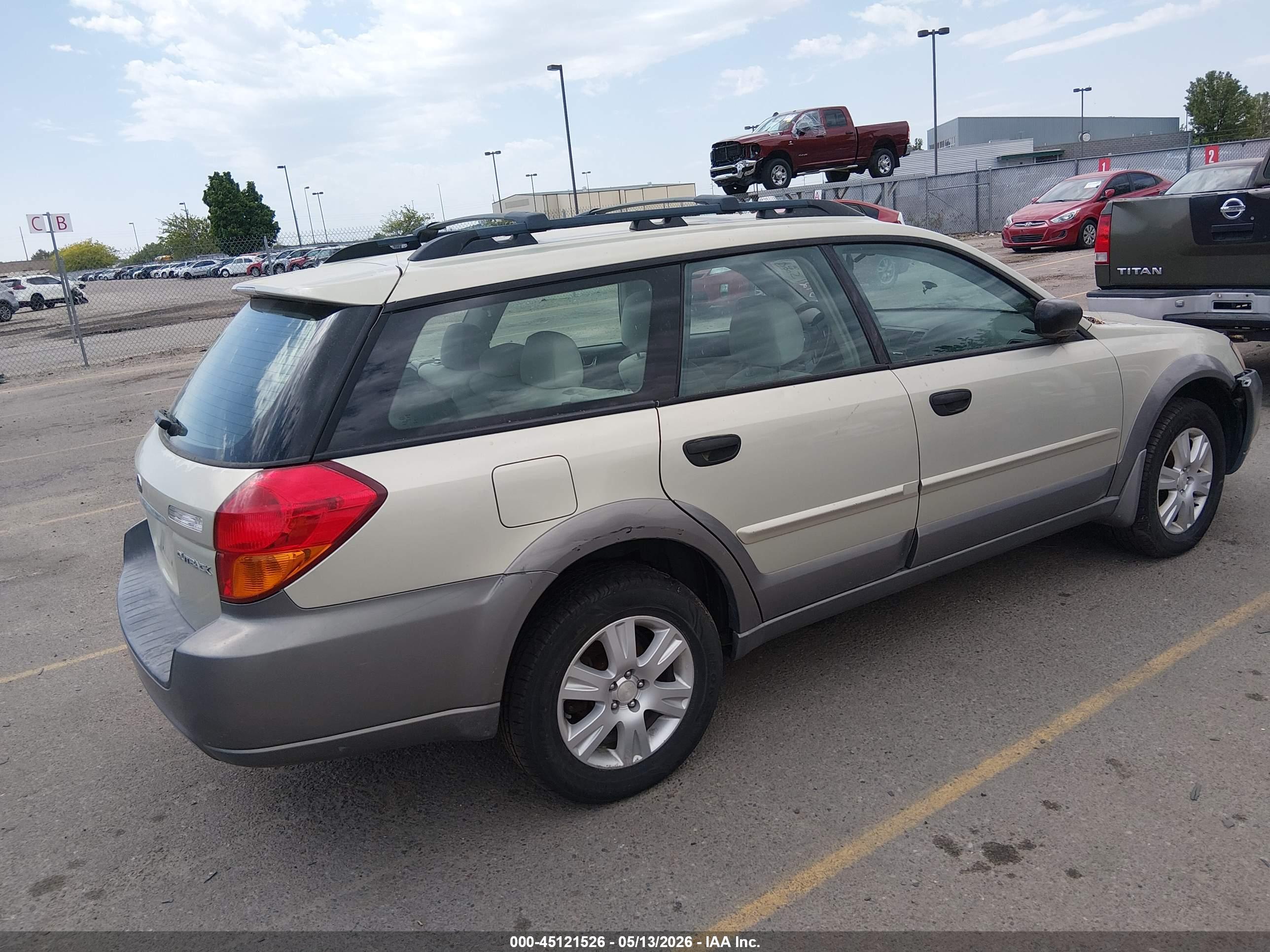 SUBARU OUTBACK image 4