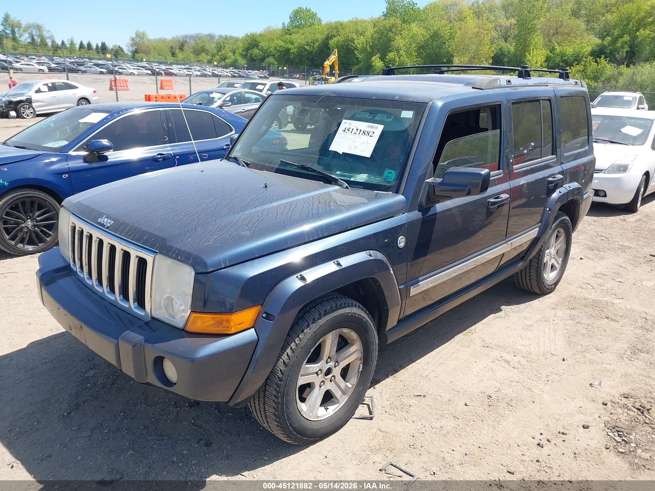 JEEP COMMANDER image 2