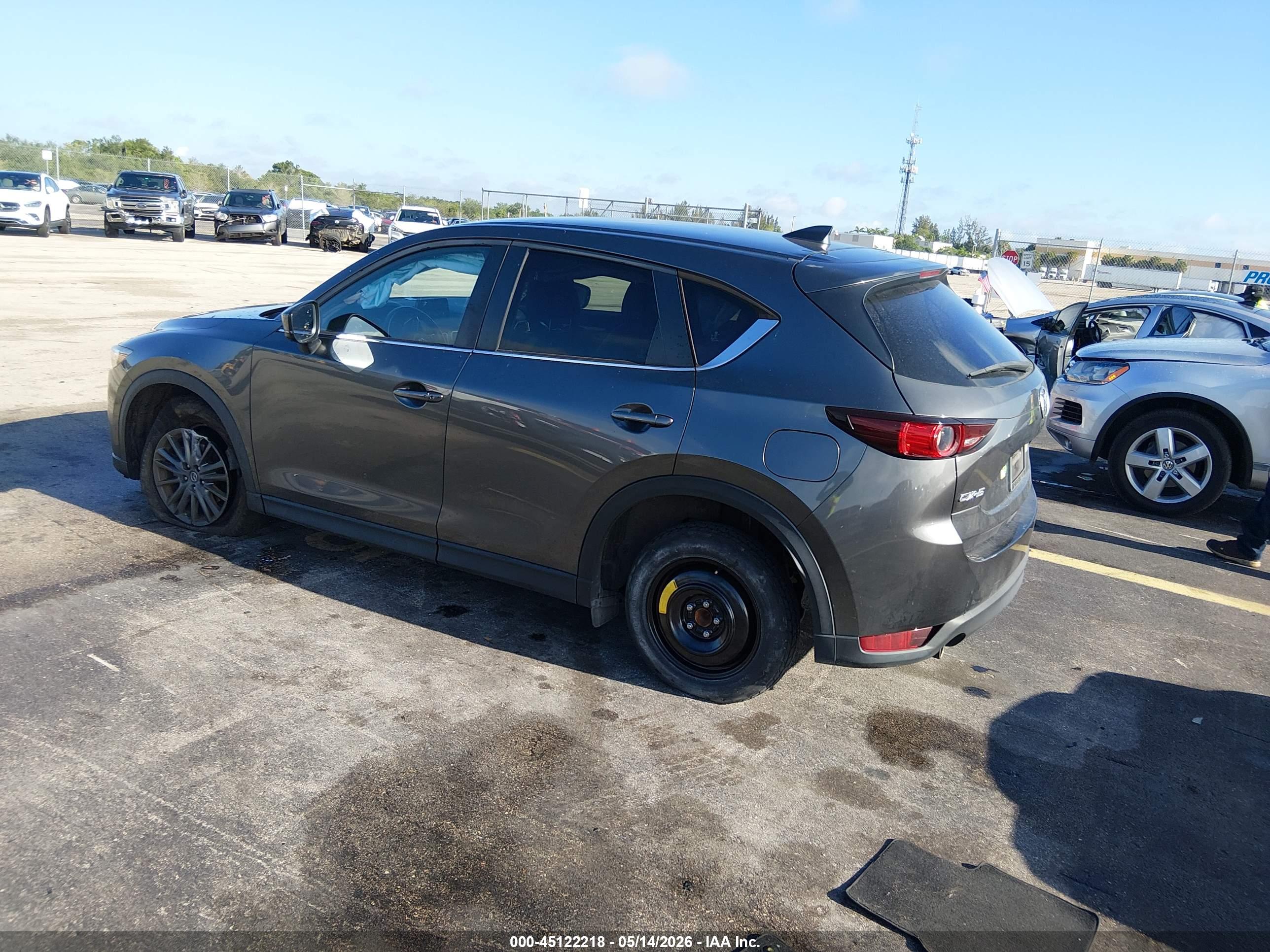 MAZDA CX-5 image 3
