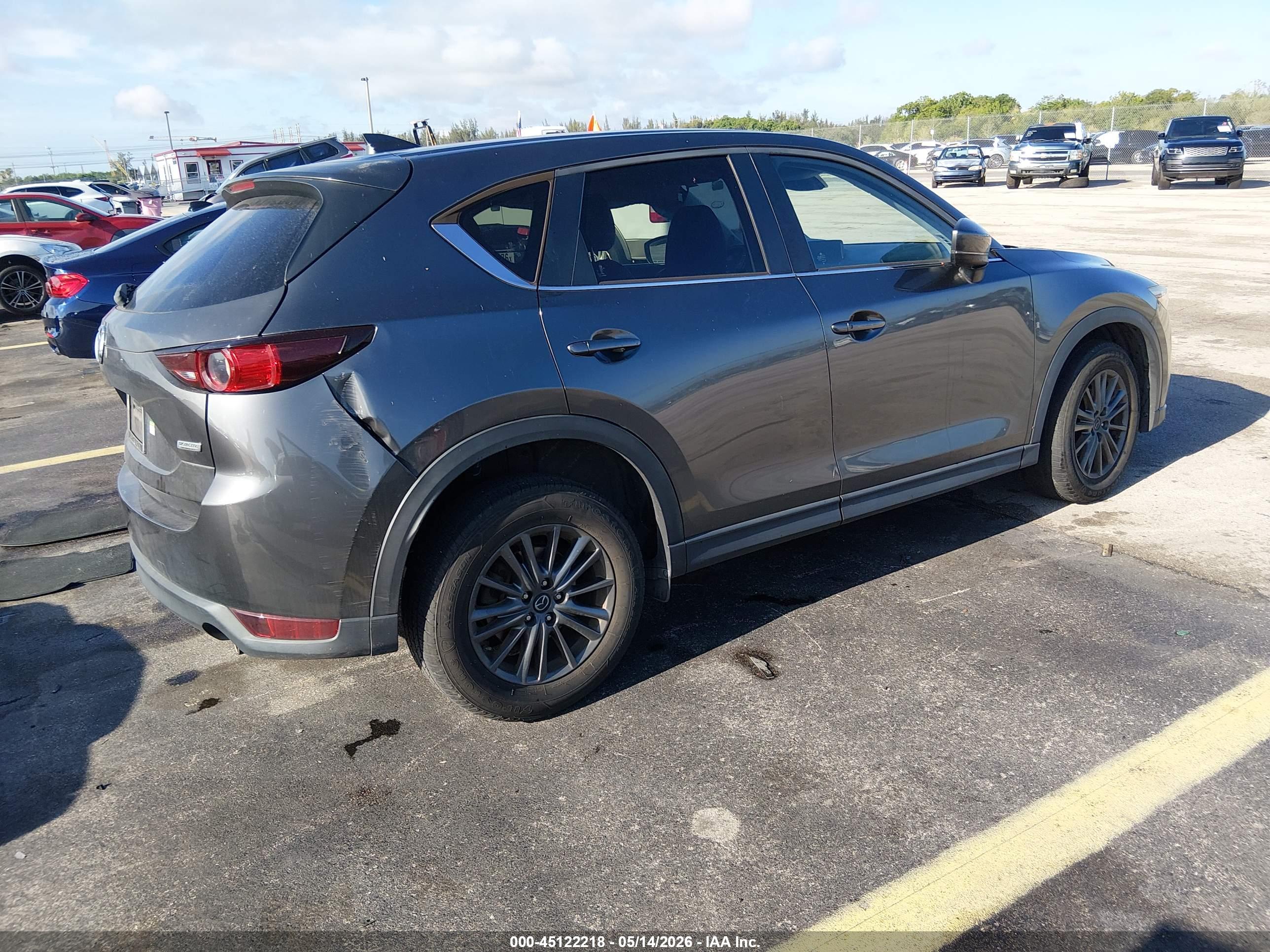 MAZDA CX-5 image 4
