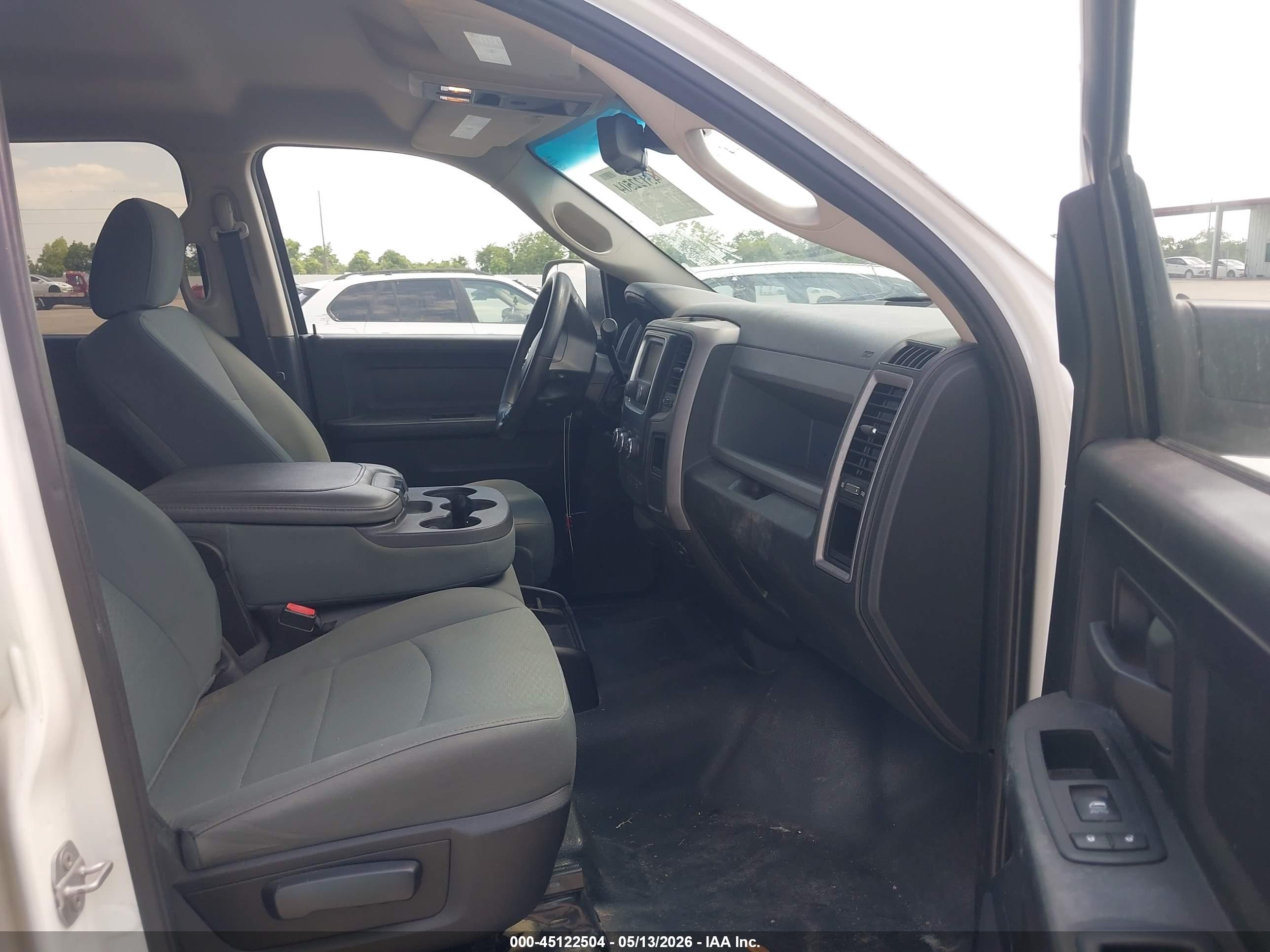 RAM 3500 image 7