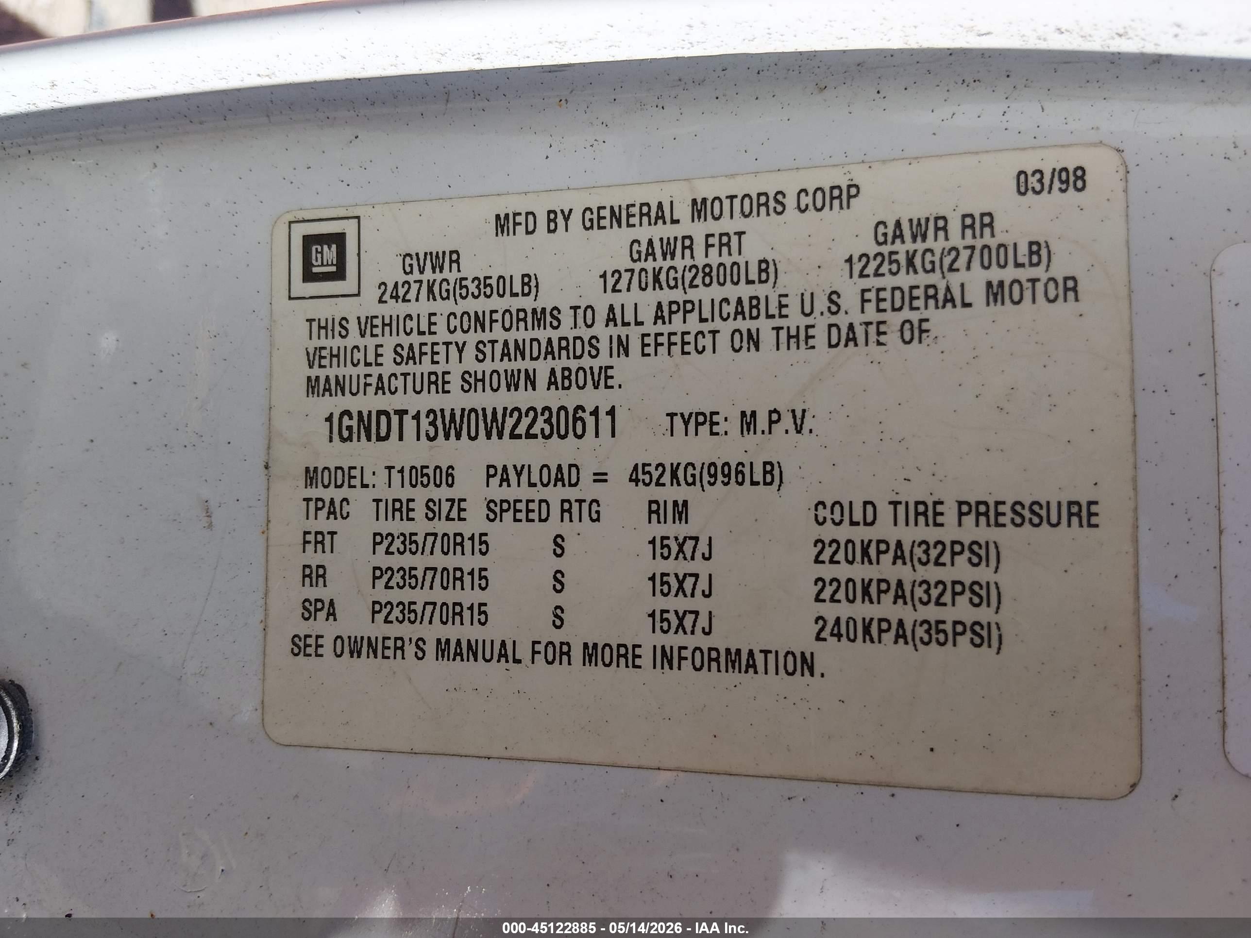 CHEVROLET BLAZER image 9