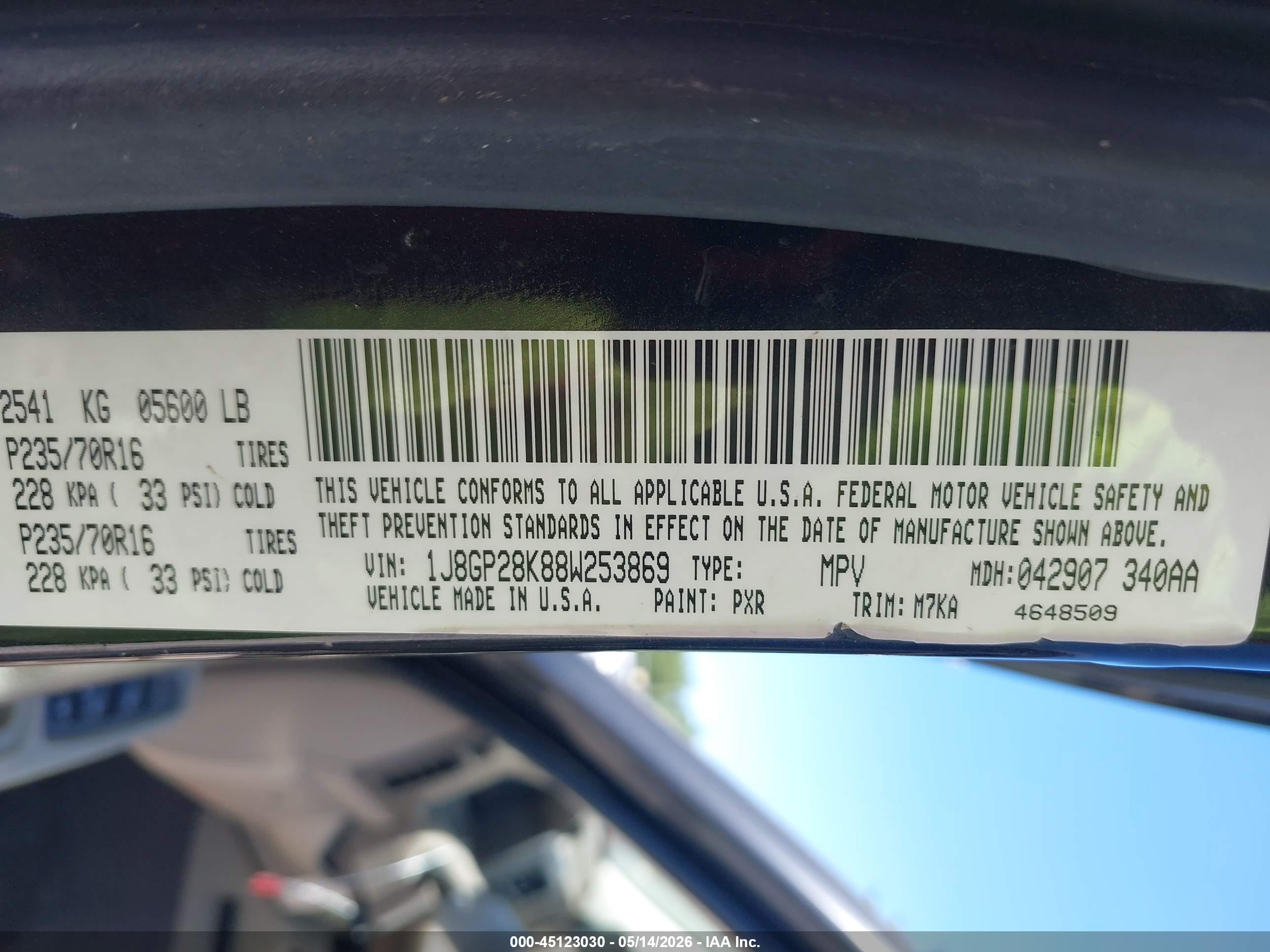 JEEP LIBERTY image 9