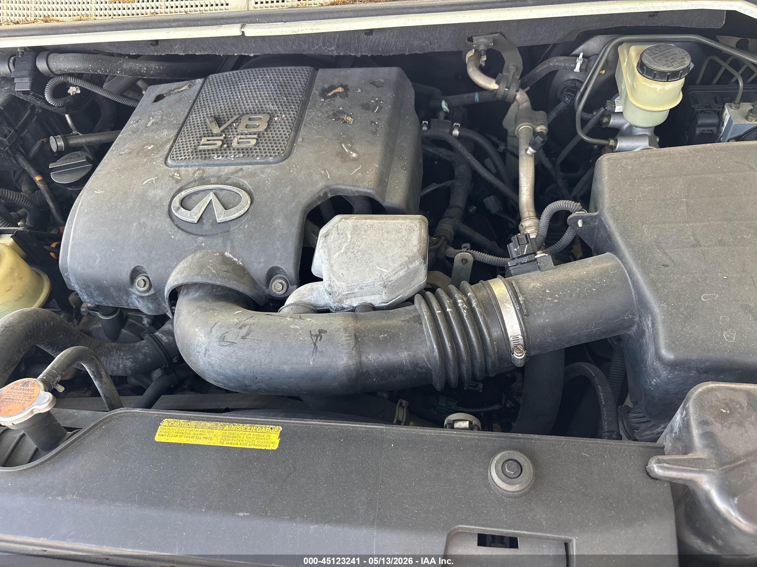 INFINITI QX56 image 10