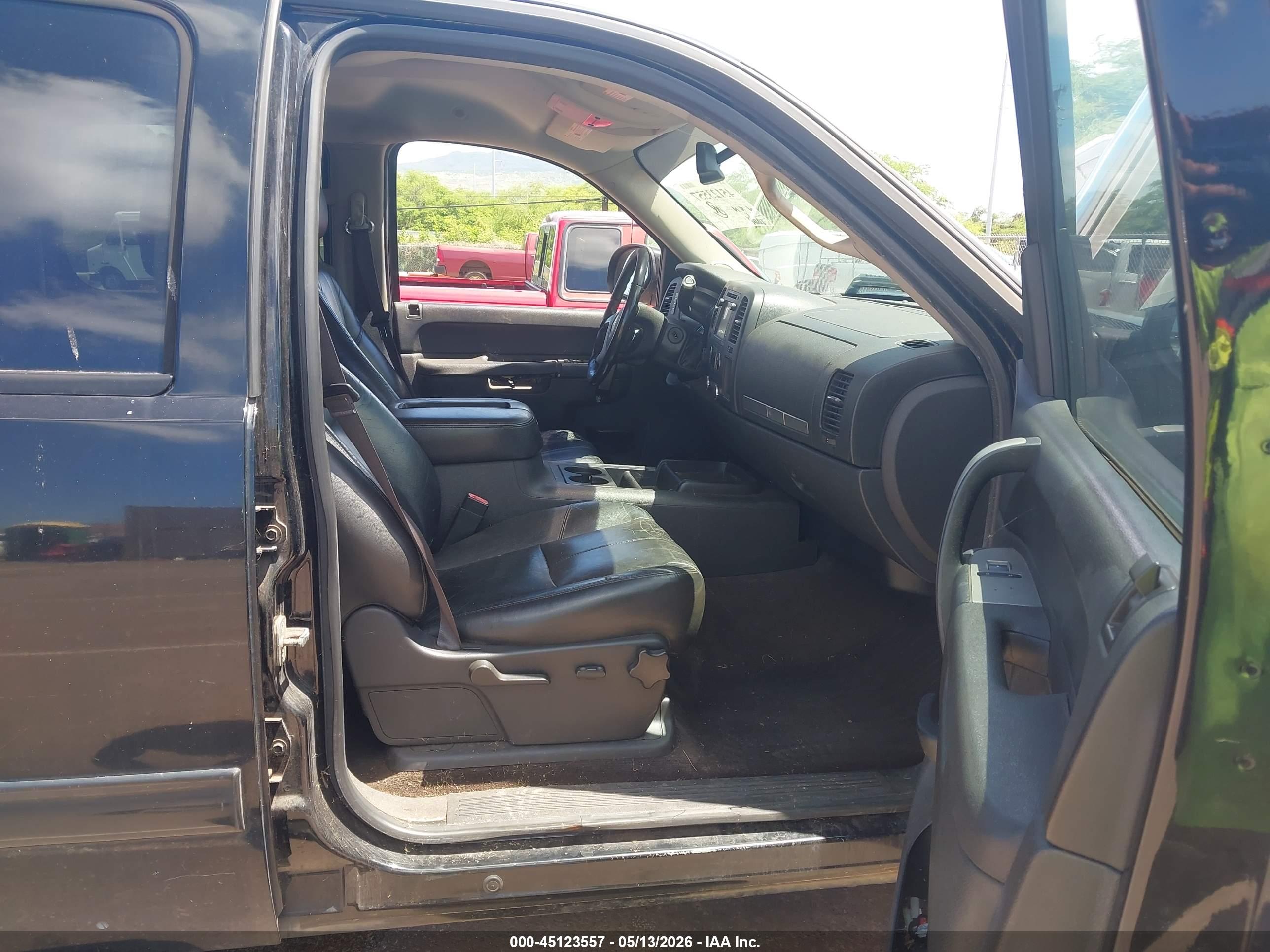 GMC SIERRA image 5