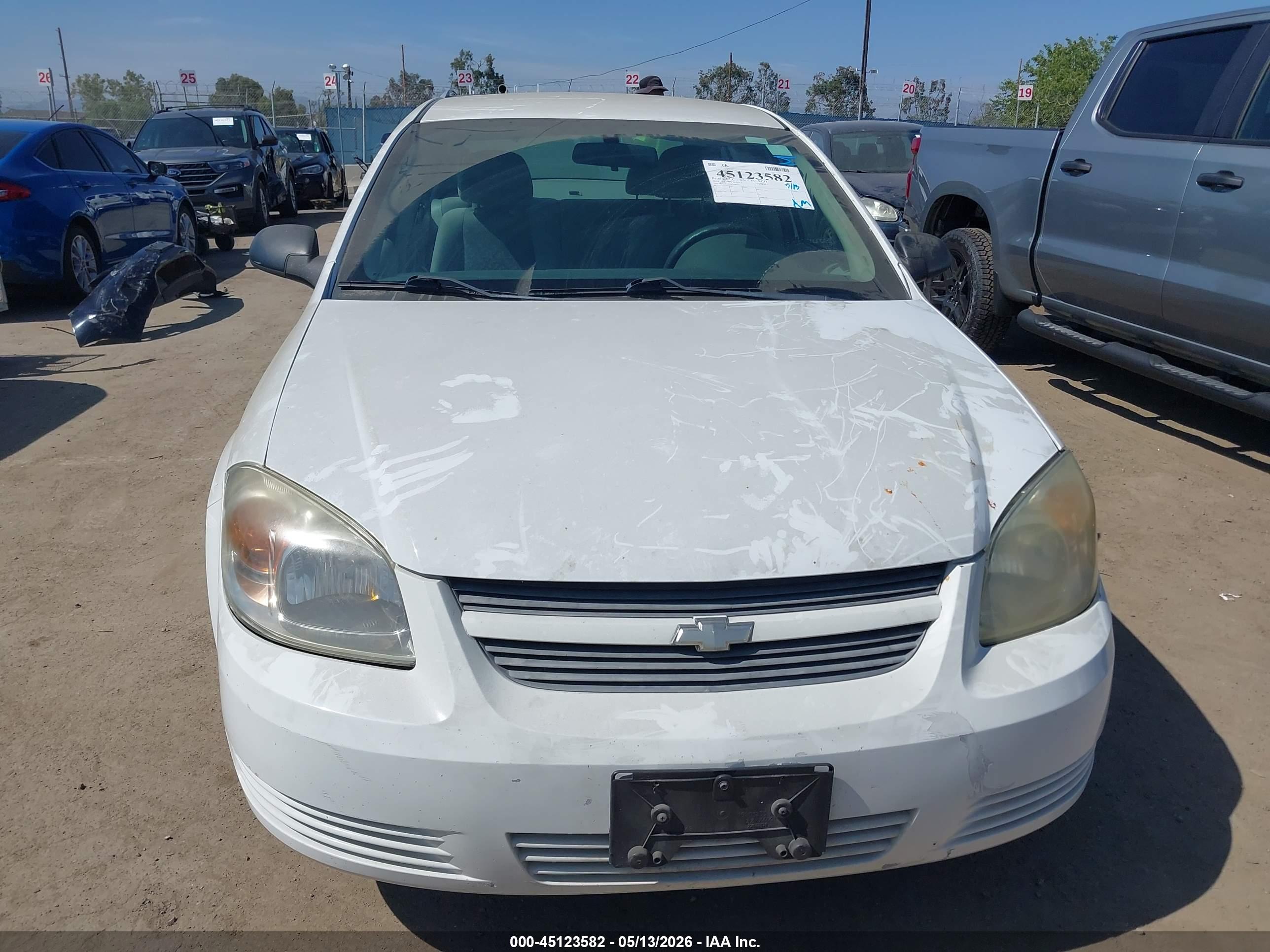 CHEVROLET COBALT image 6