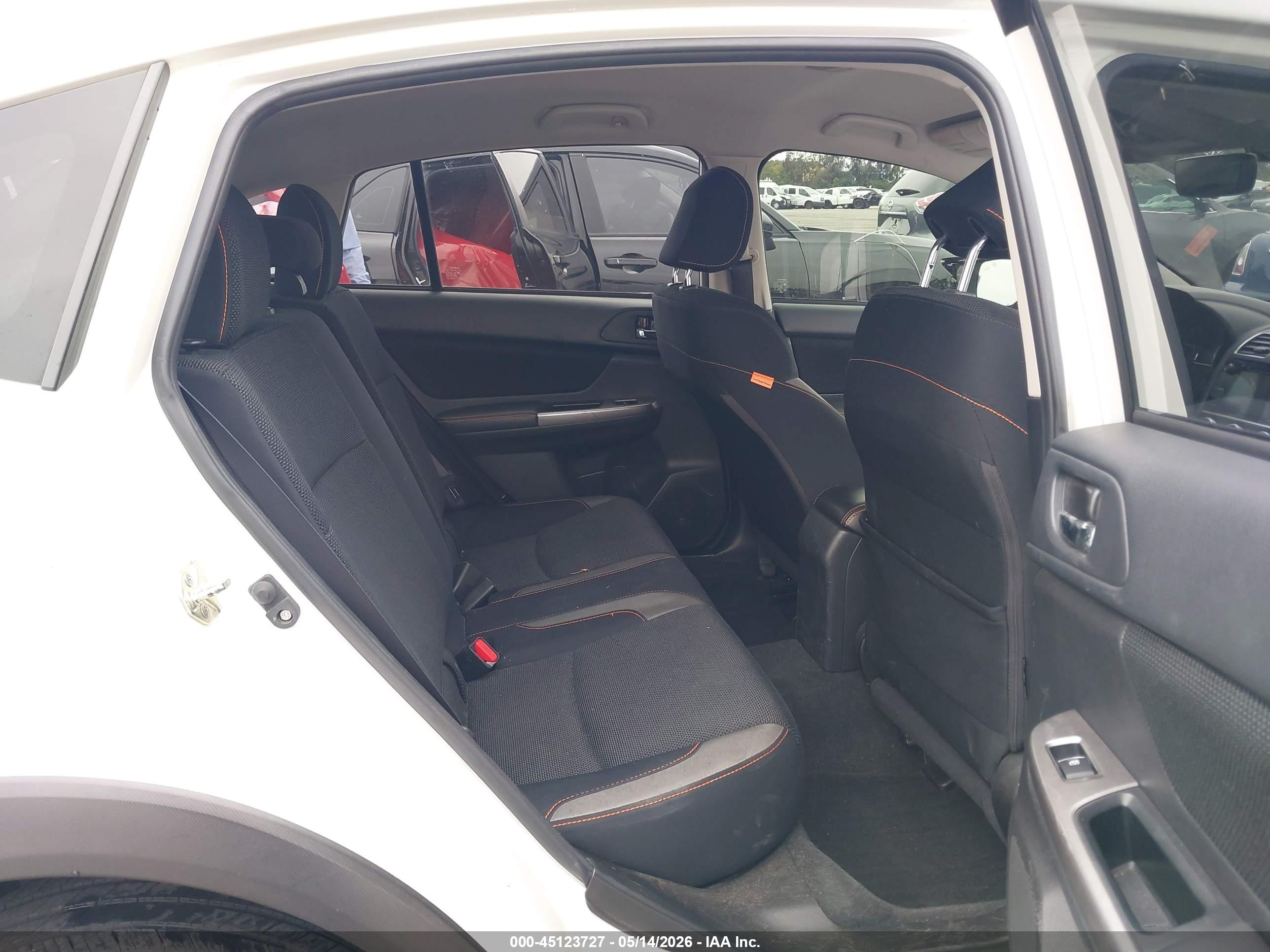 SUBARU CROSSTREK image 8
