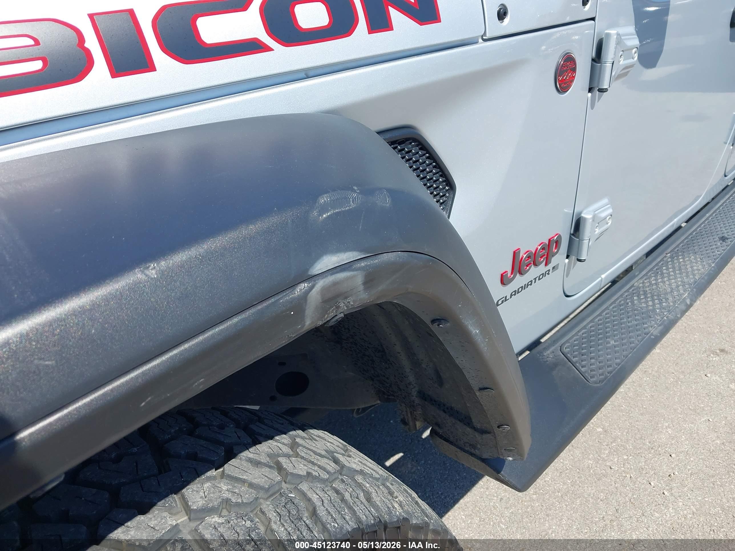 JEEP GLADIATOR image 6
