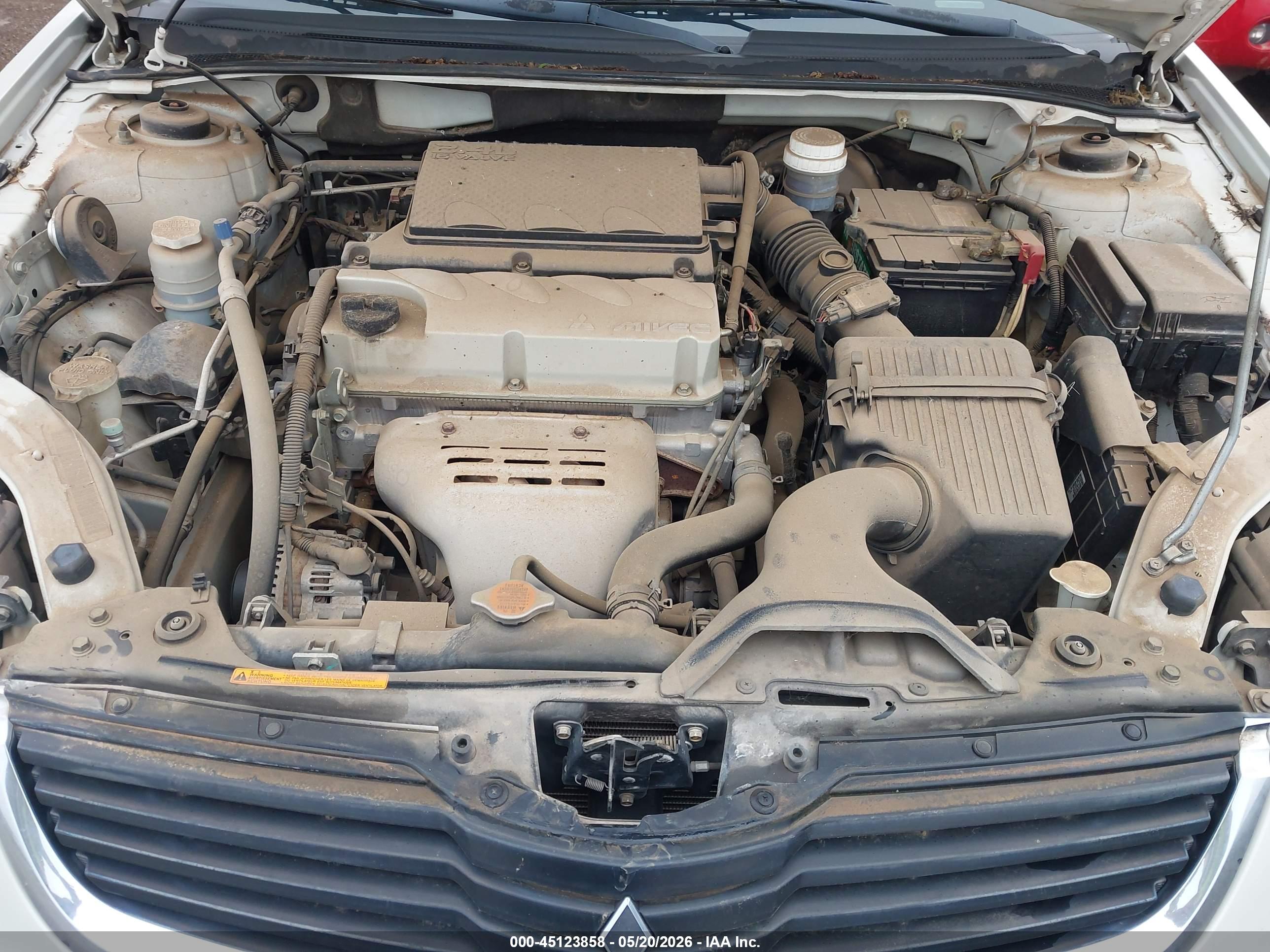 MITSUBISHI GALANT image 10
