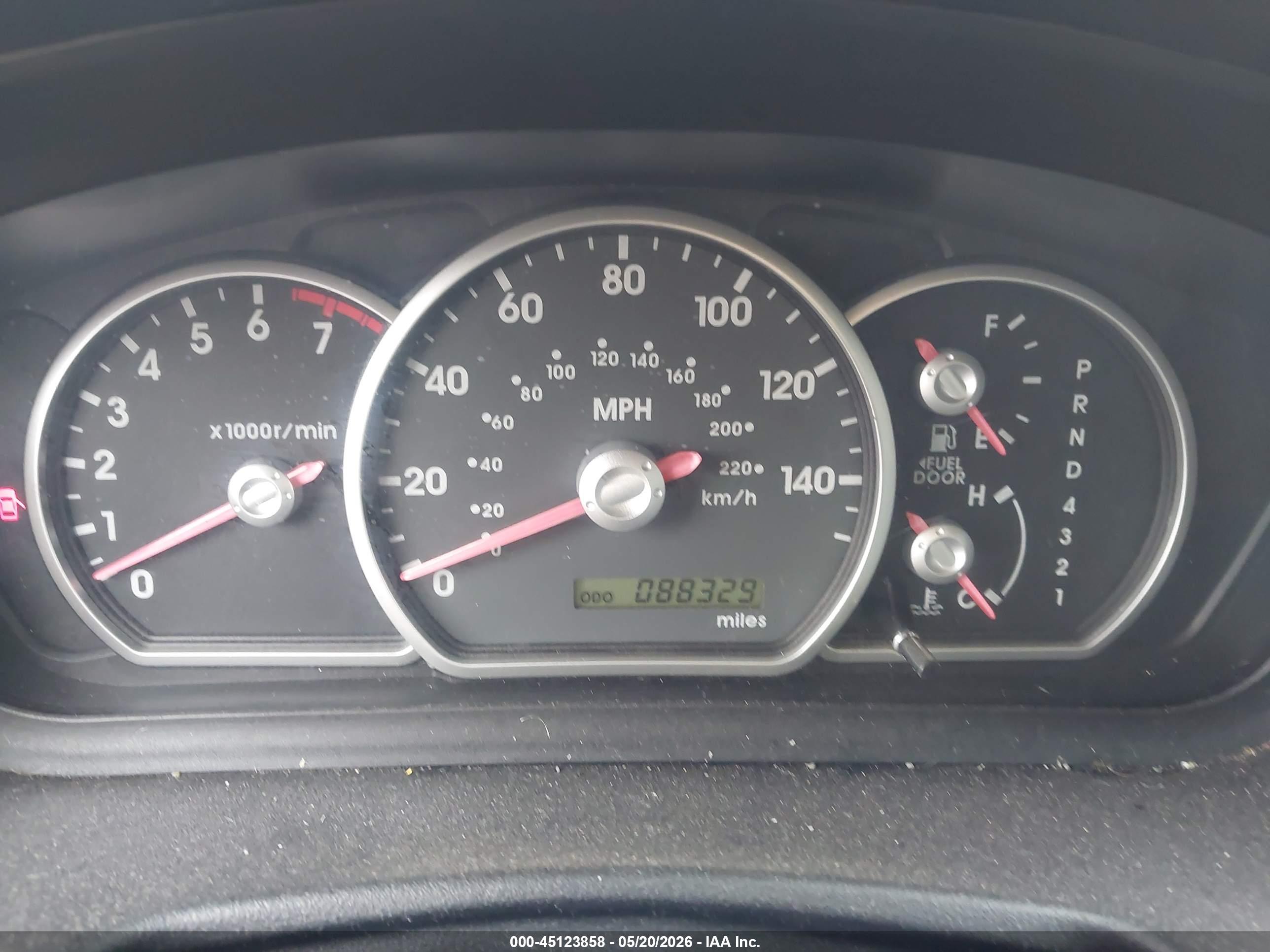 MITSUBISHI GALANT image 7