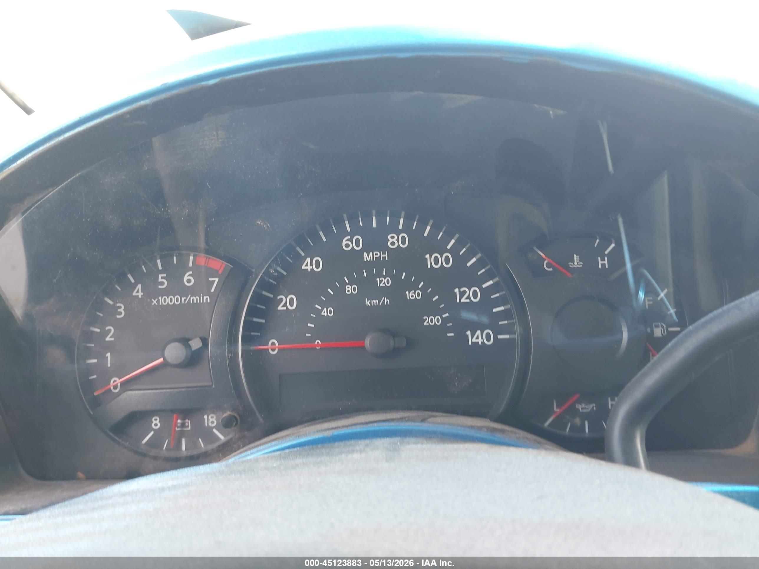 NISSAN TITAN image 7