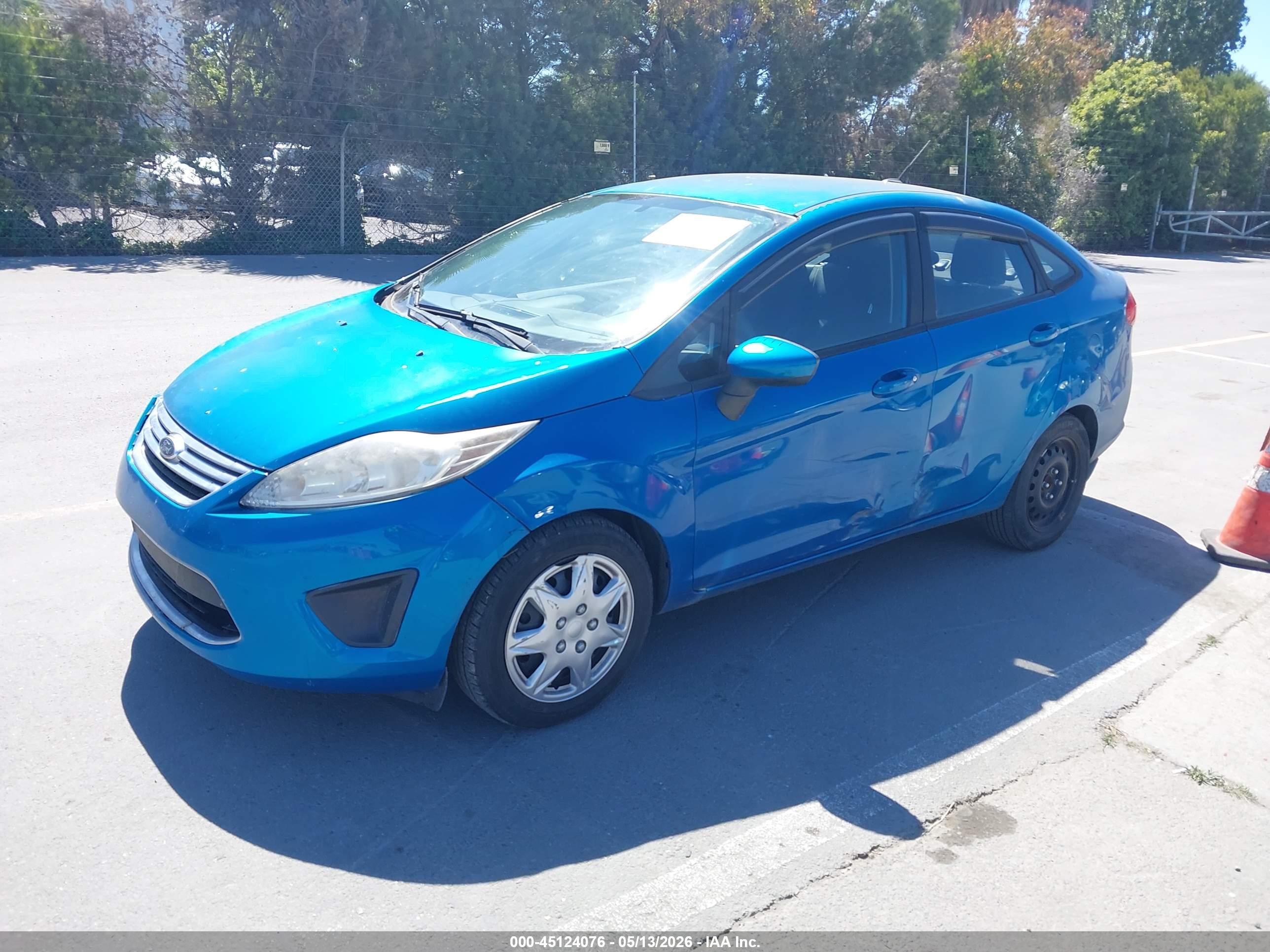 FORD FIESTA image 2