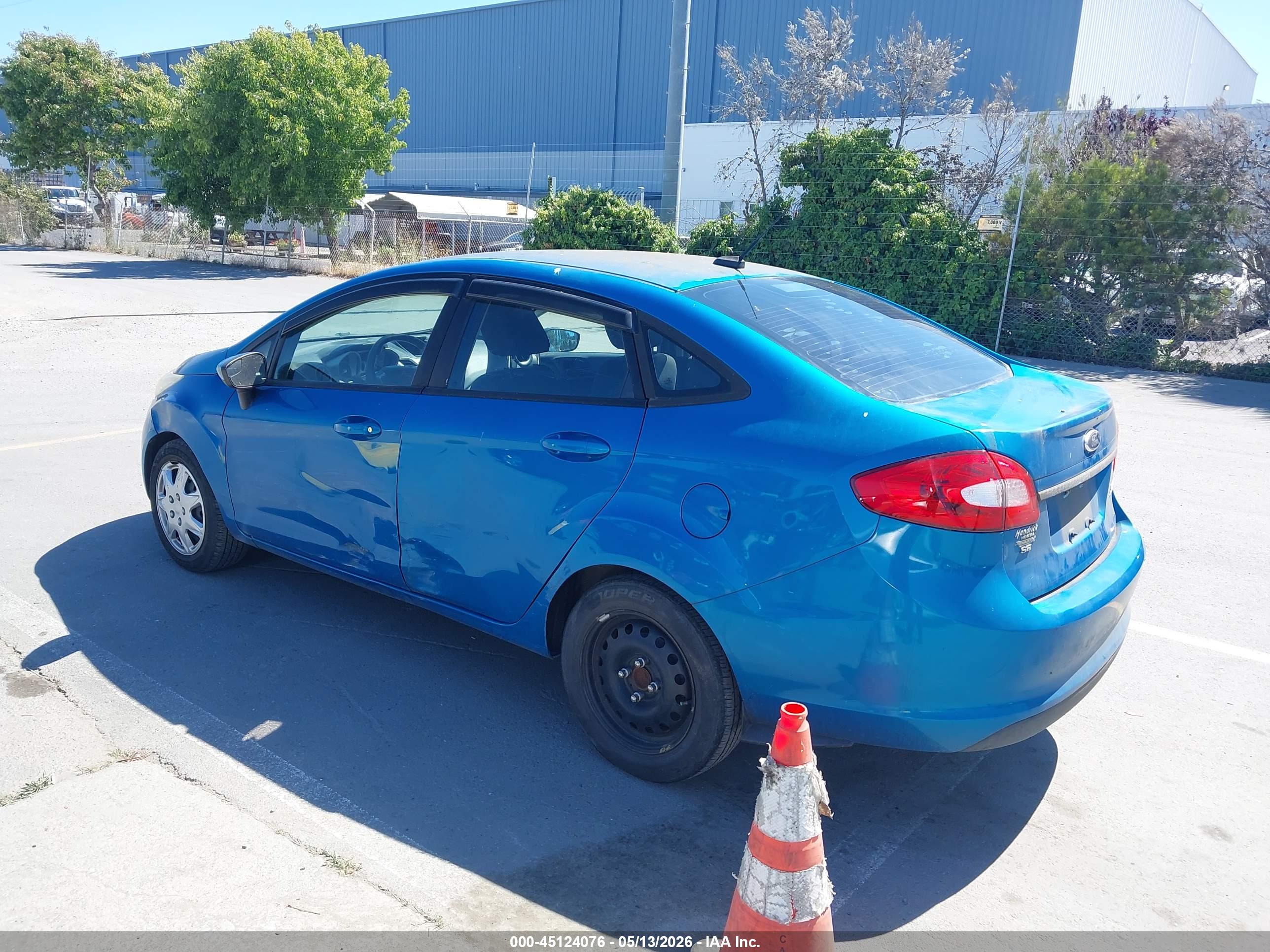 FORD FIESTA image 3