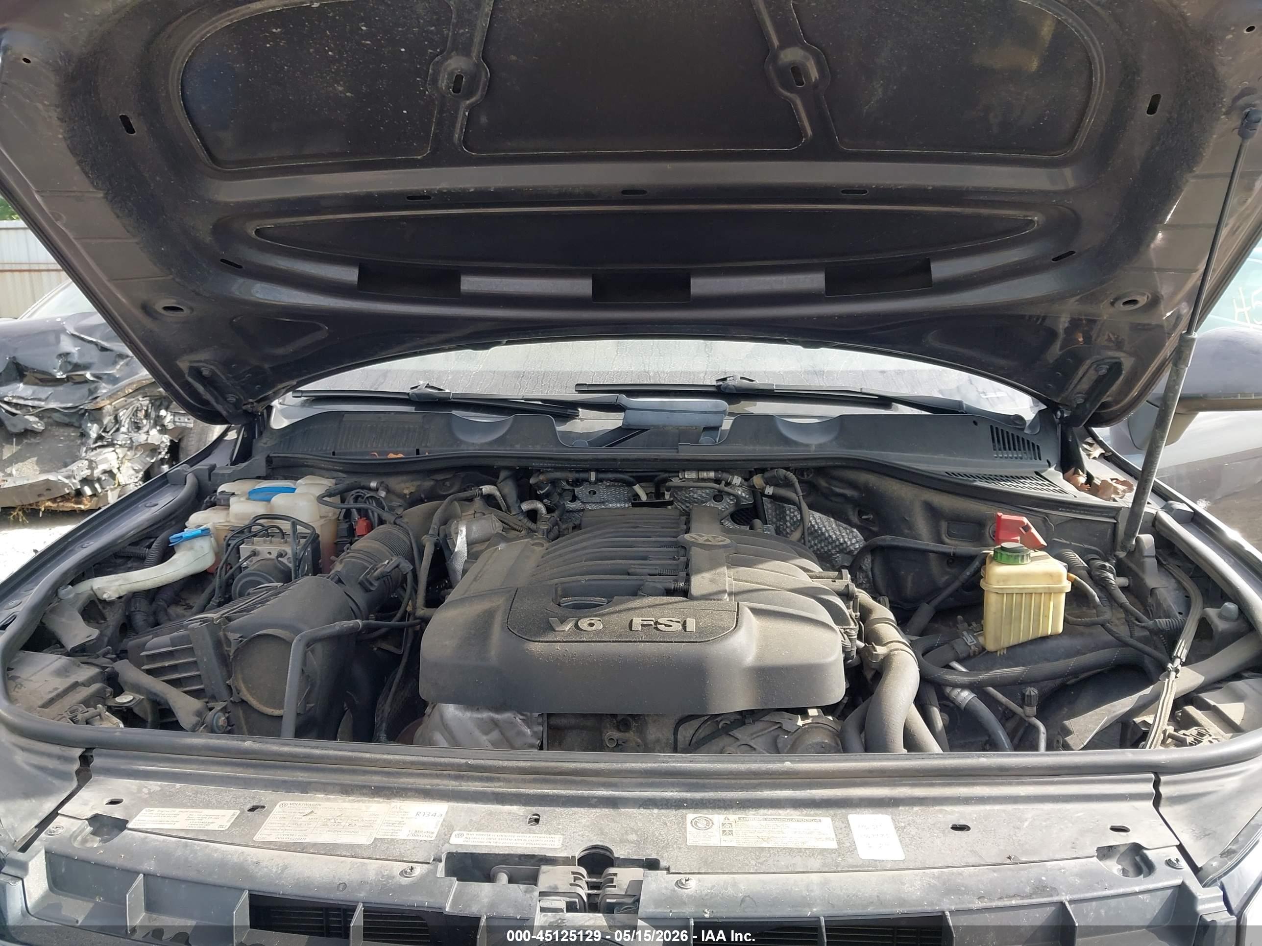 VOLKSWAGEN TOUAREG image 10