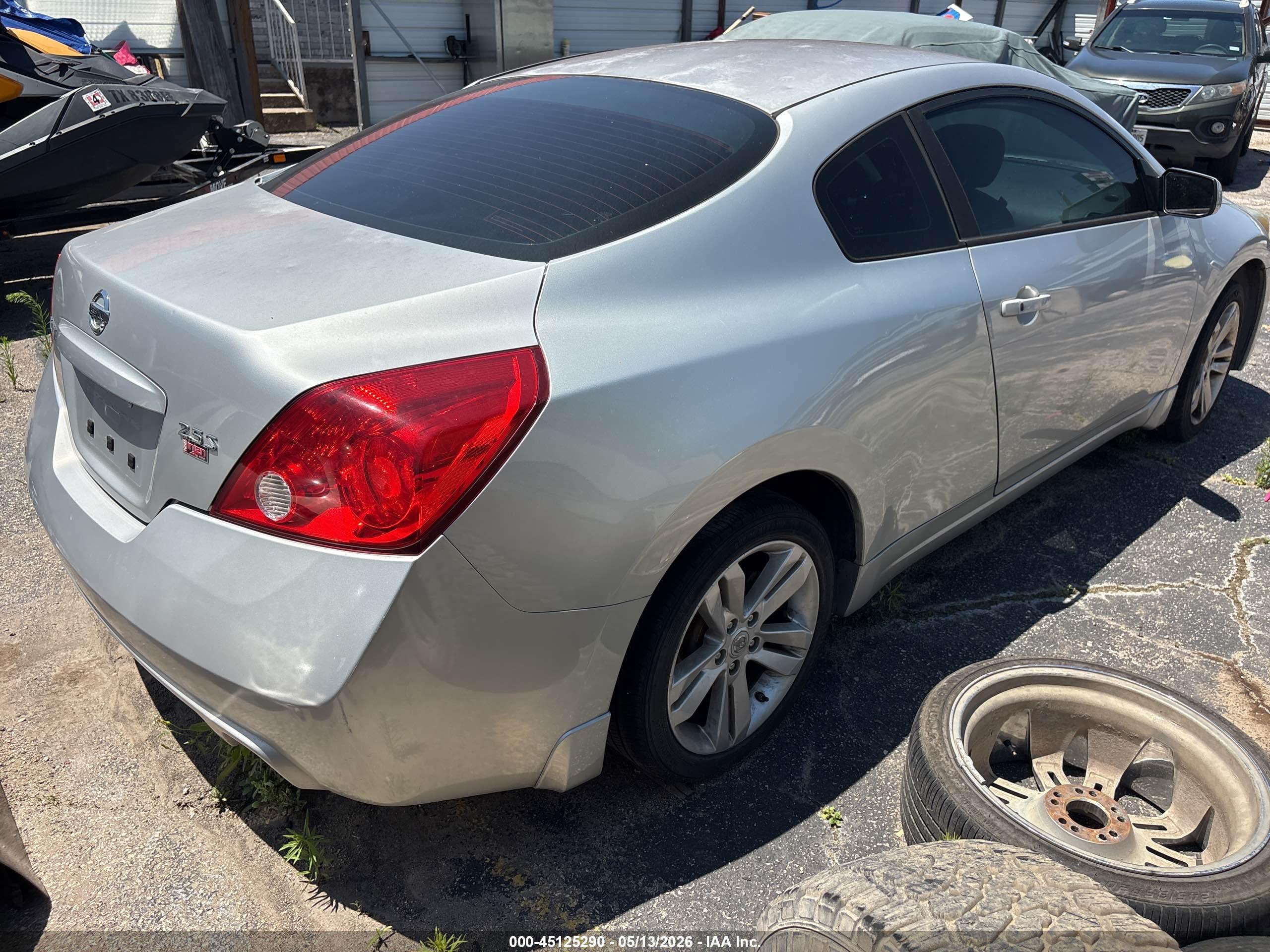 NISSAN ALTIMA image 4