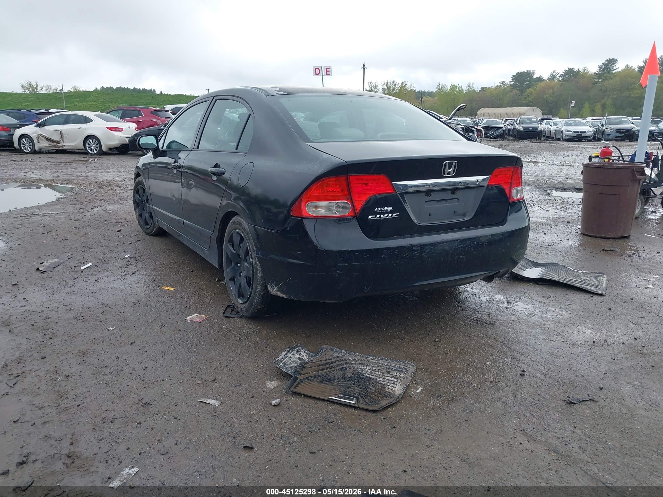 HONDA CIVIC image 3