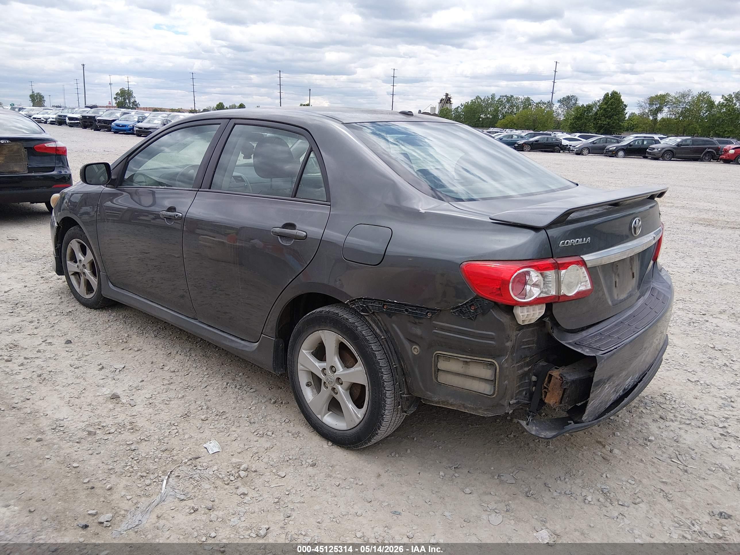 TOYOTA COROLLA image 3