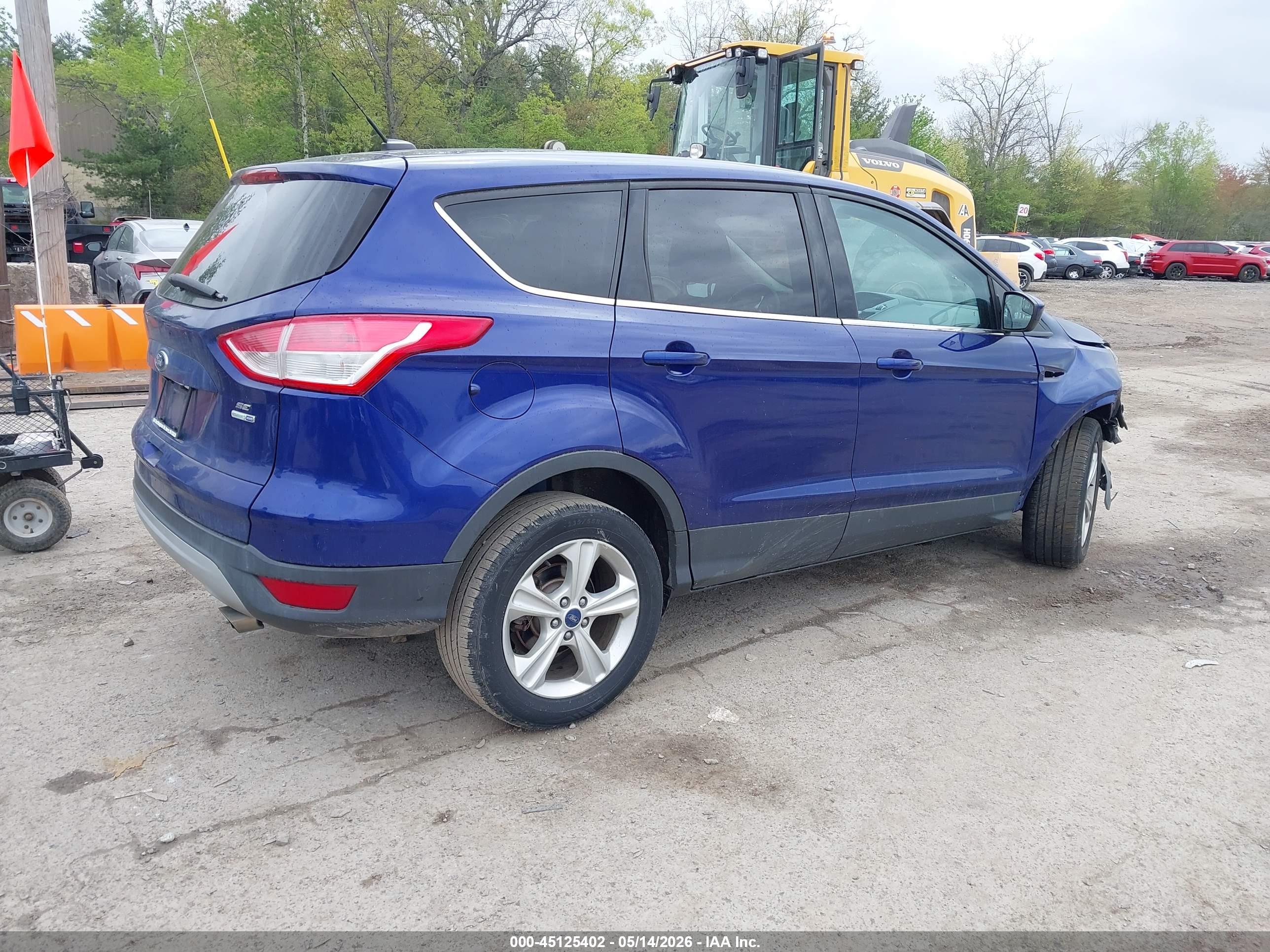 FORD ESCAPE image 4