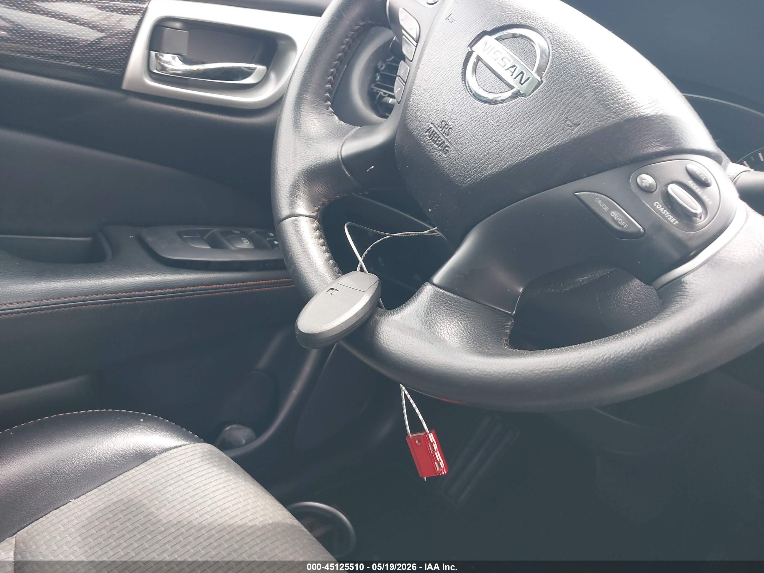 NISSAN PATHFINDER image 11
