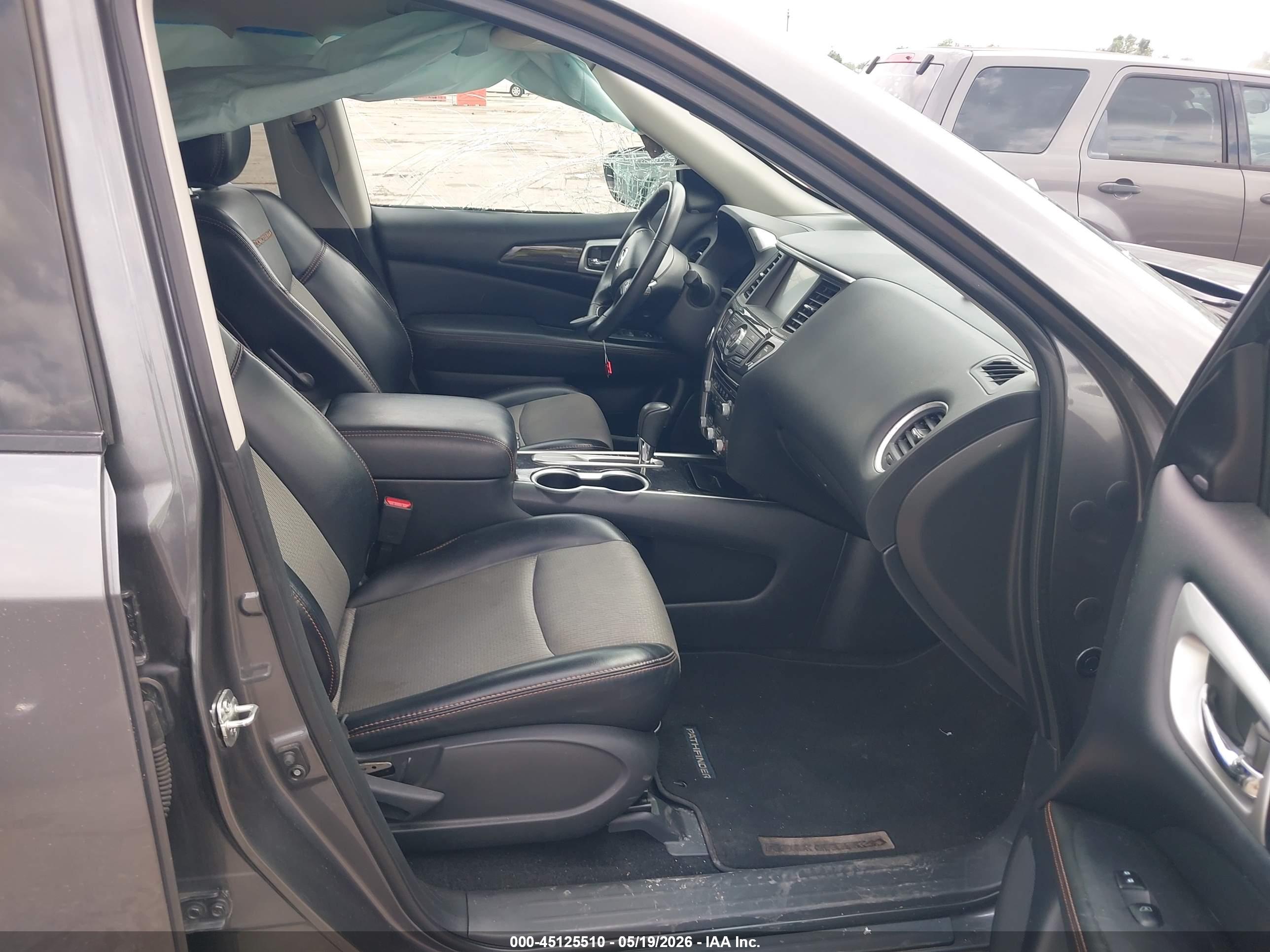 NISSAN PATHFINDER image 5