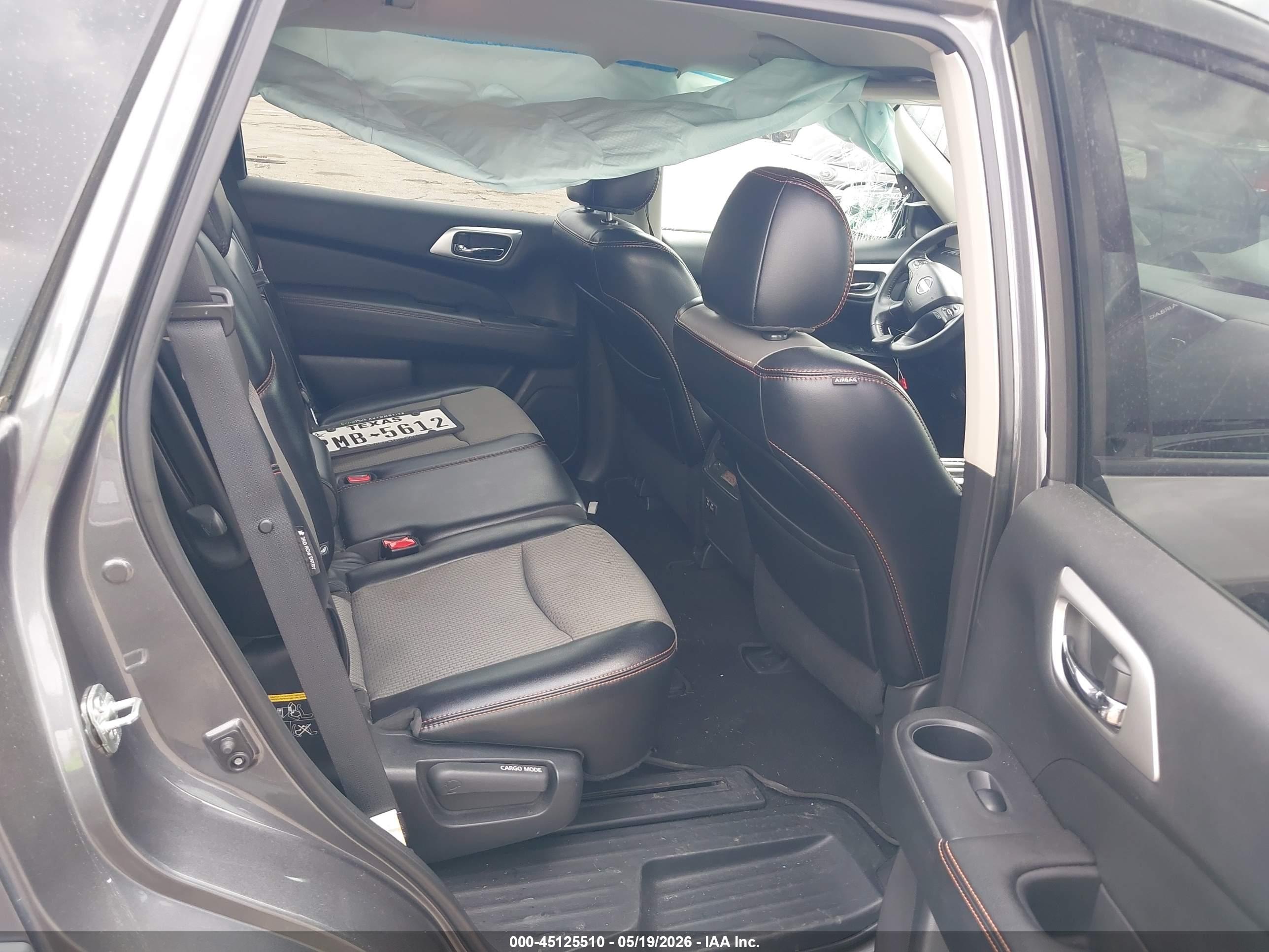 NISSAN PATHFINDER image 8