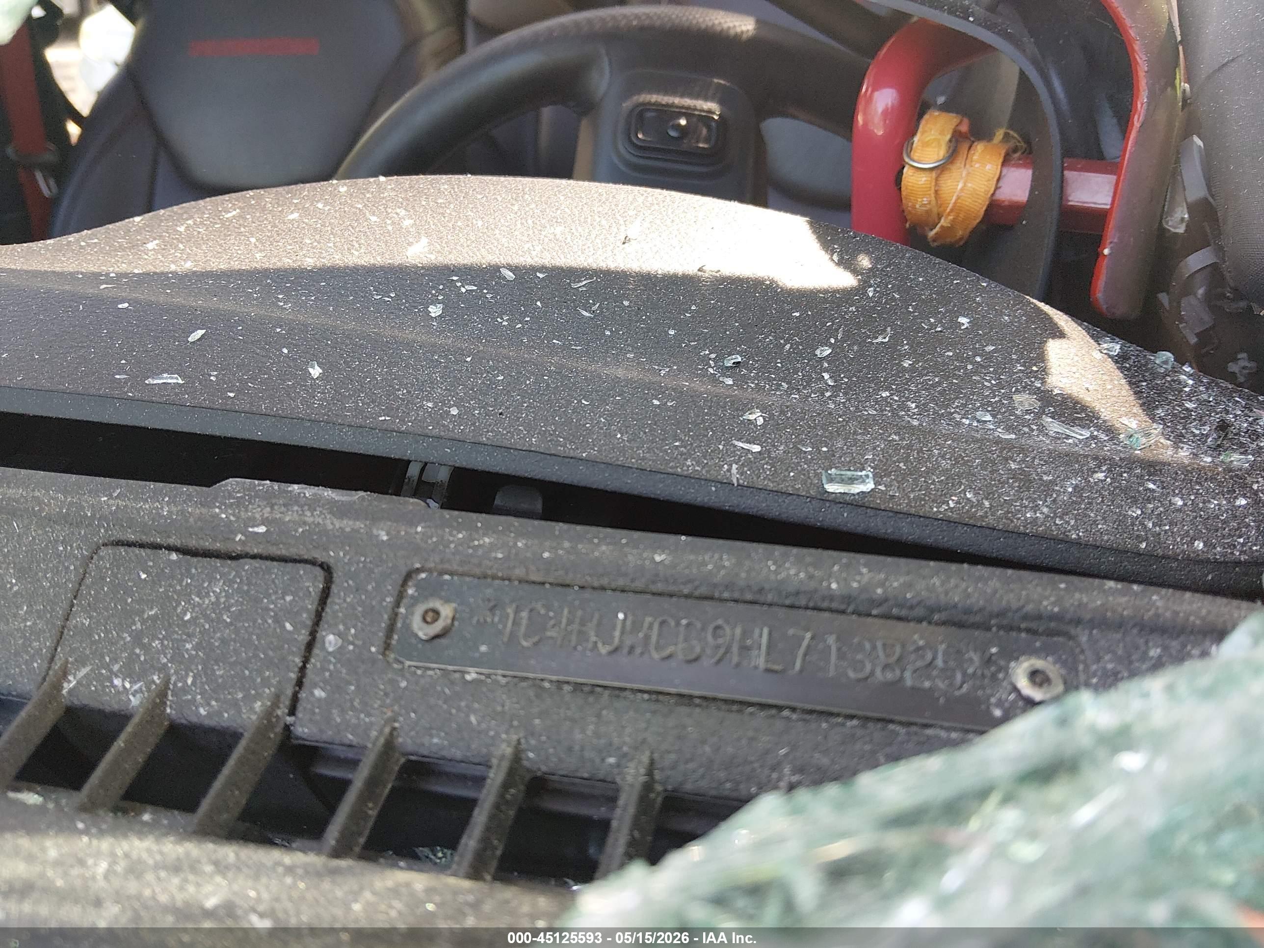 JEEP WRANGLER image 9
