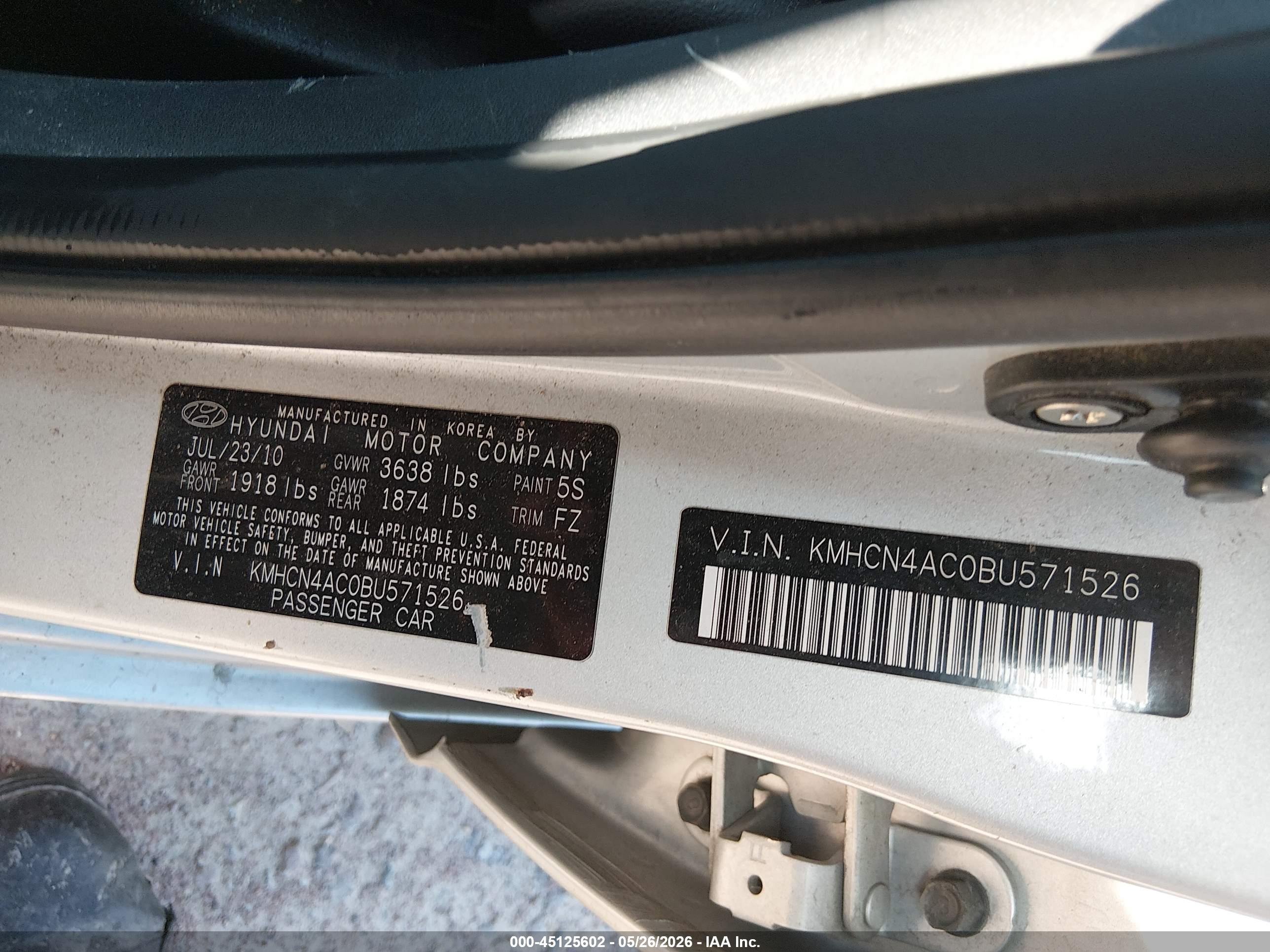 HYUNDAI ACCENT image 9