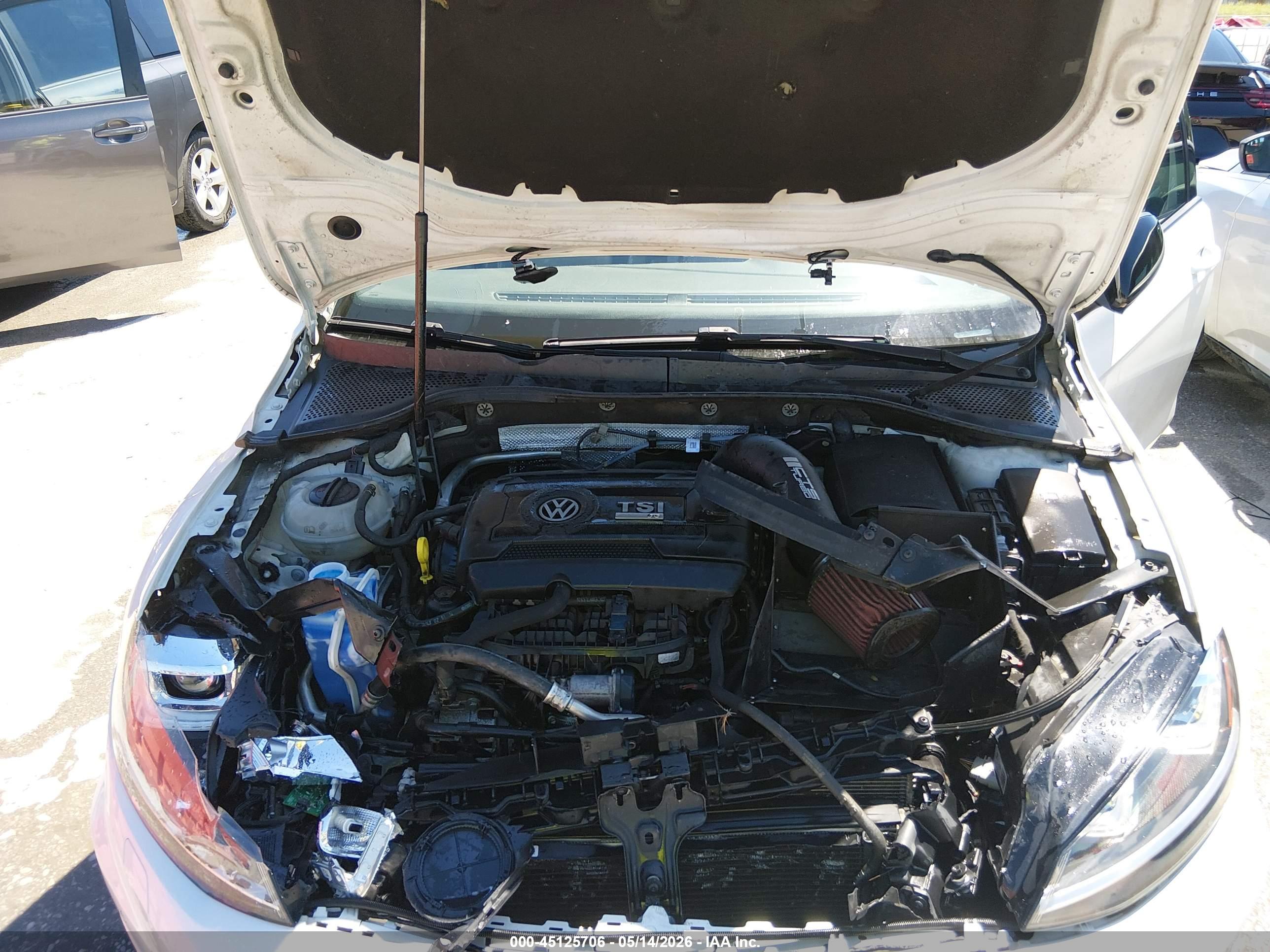 VOLKSWAGEN GOLF image 10